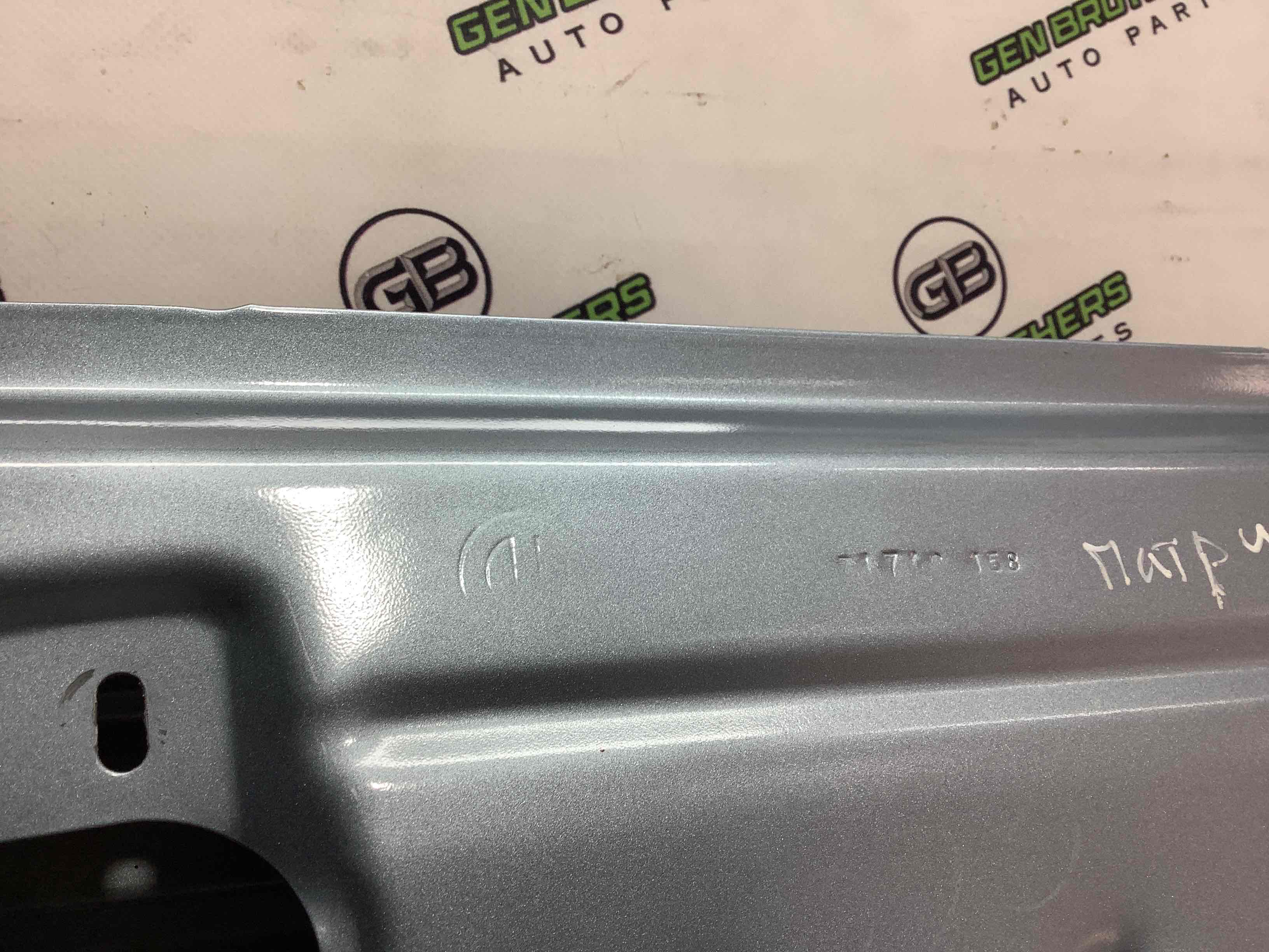 Двері задні ліві