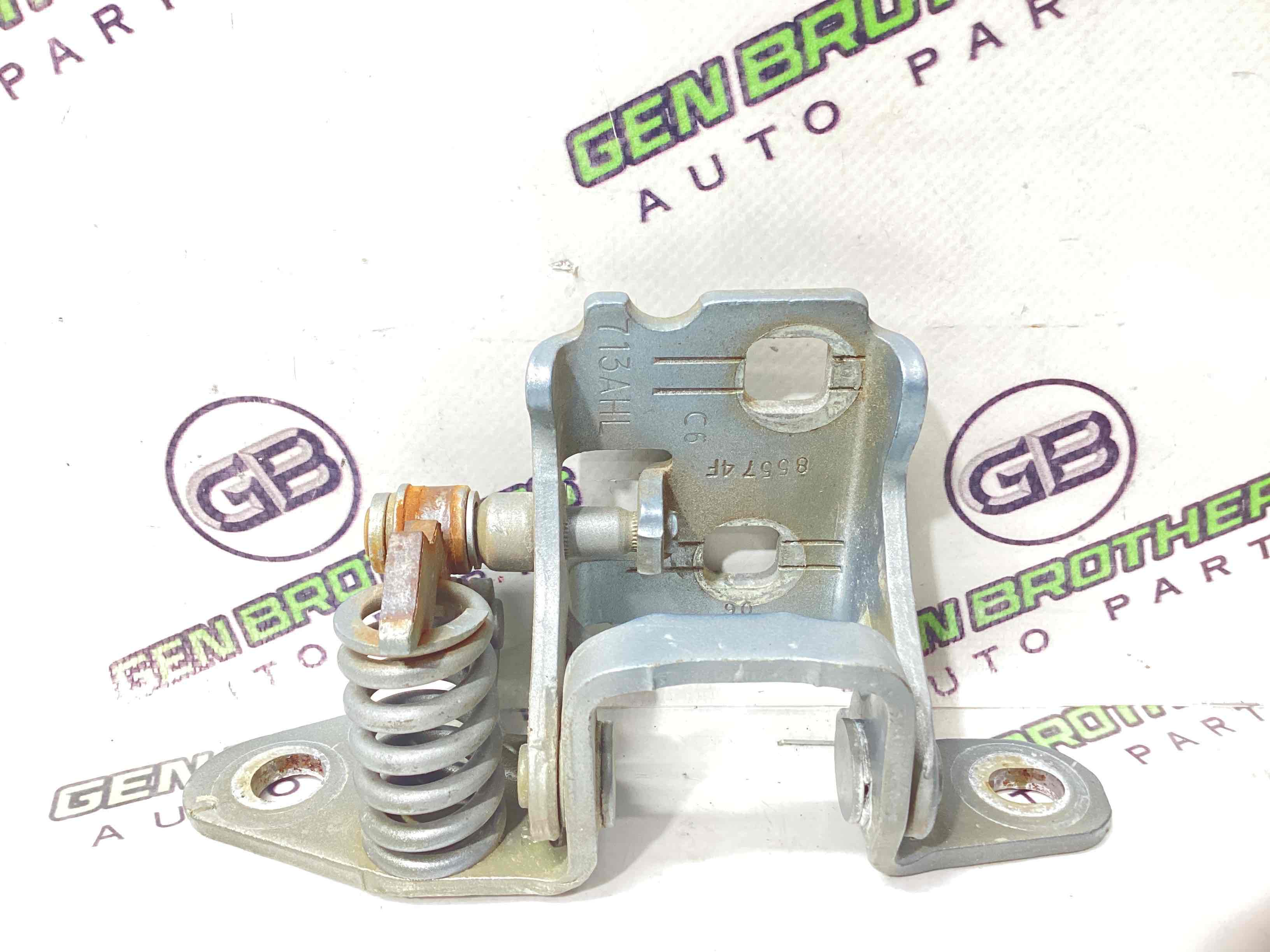 Петля двері, замок двері