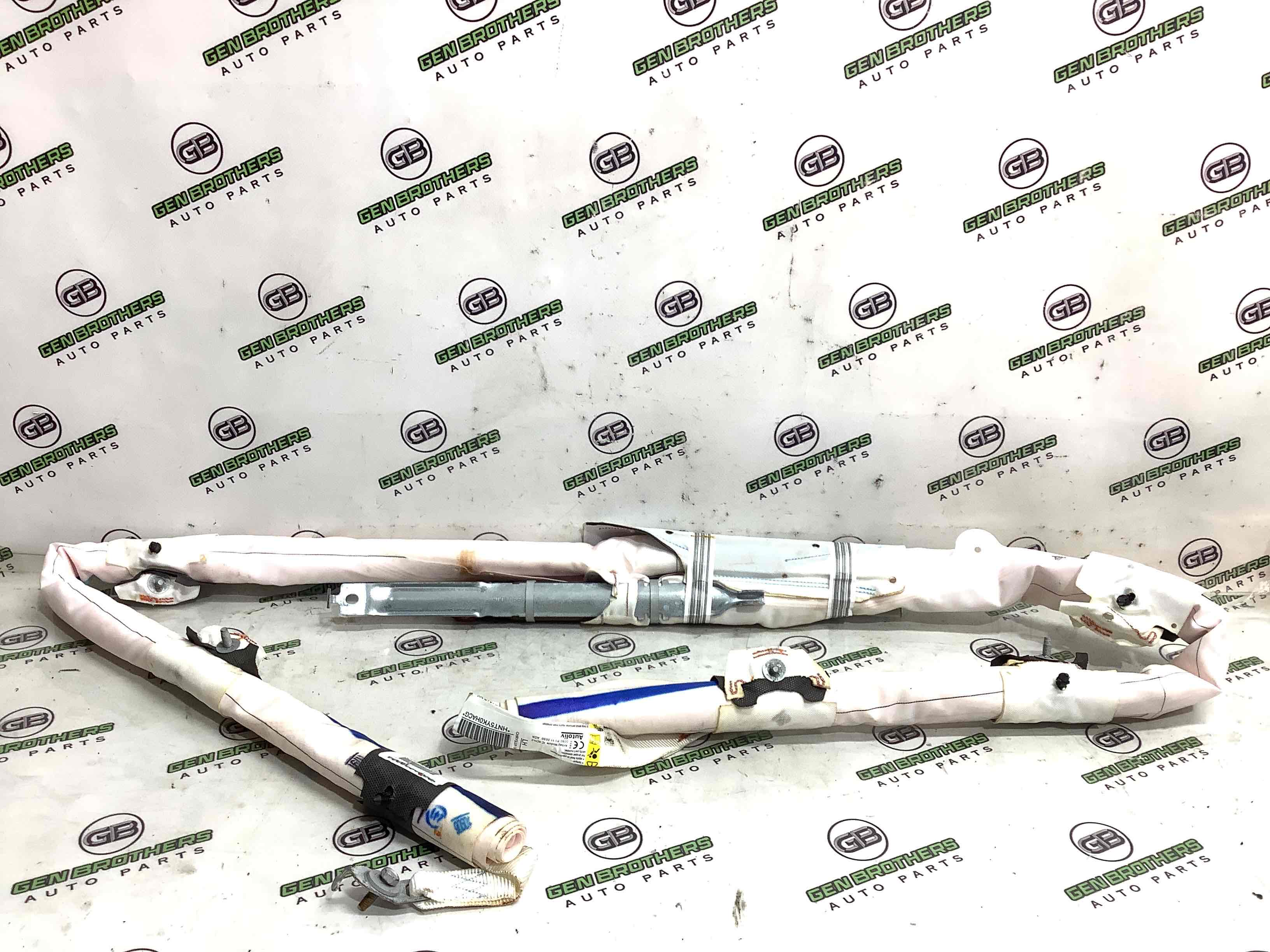 Подушка безпеки збоку шторка