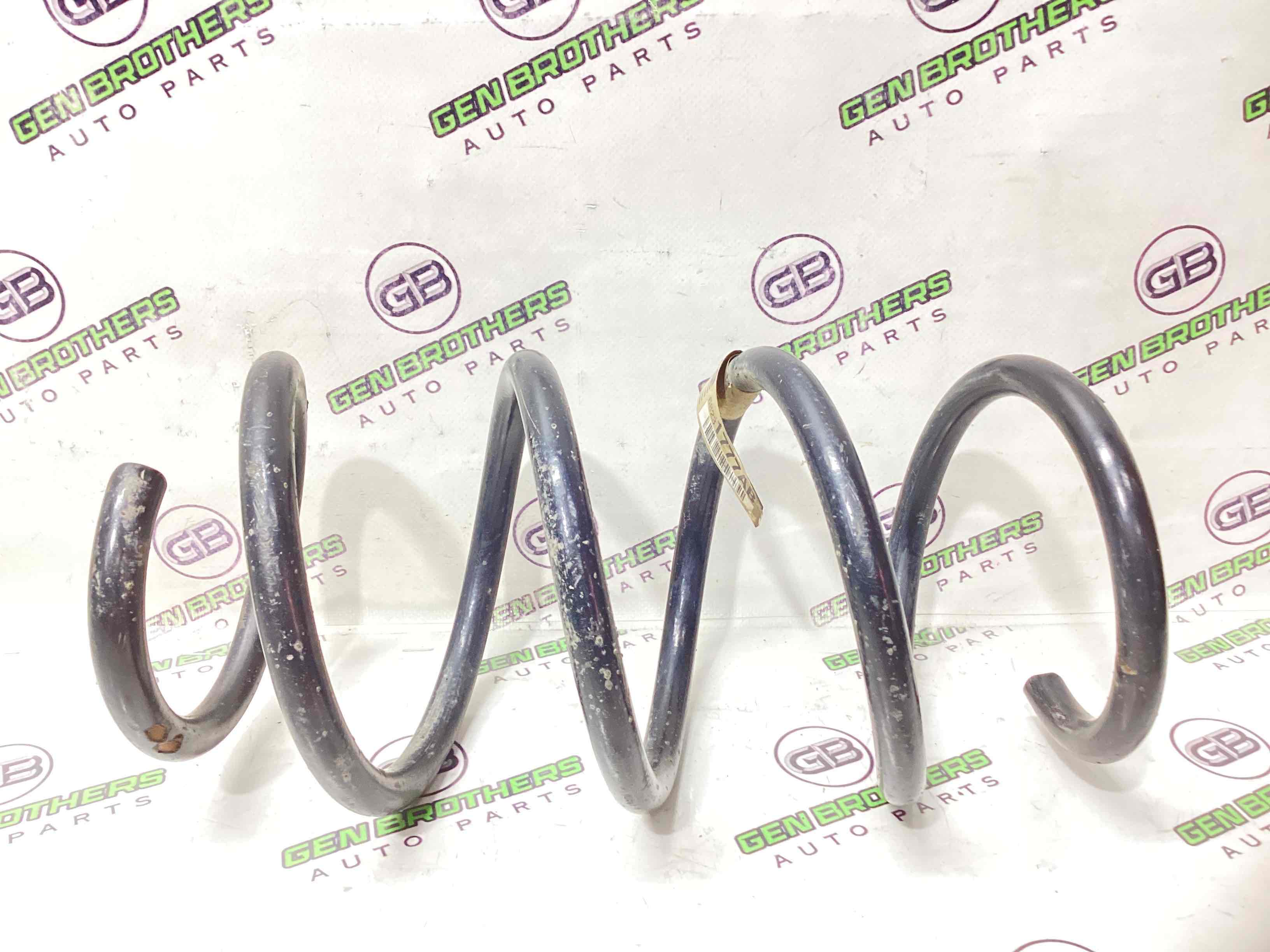 Пружина передня