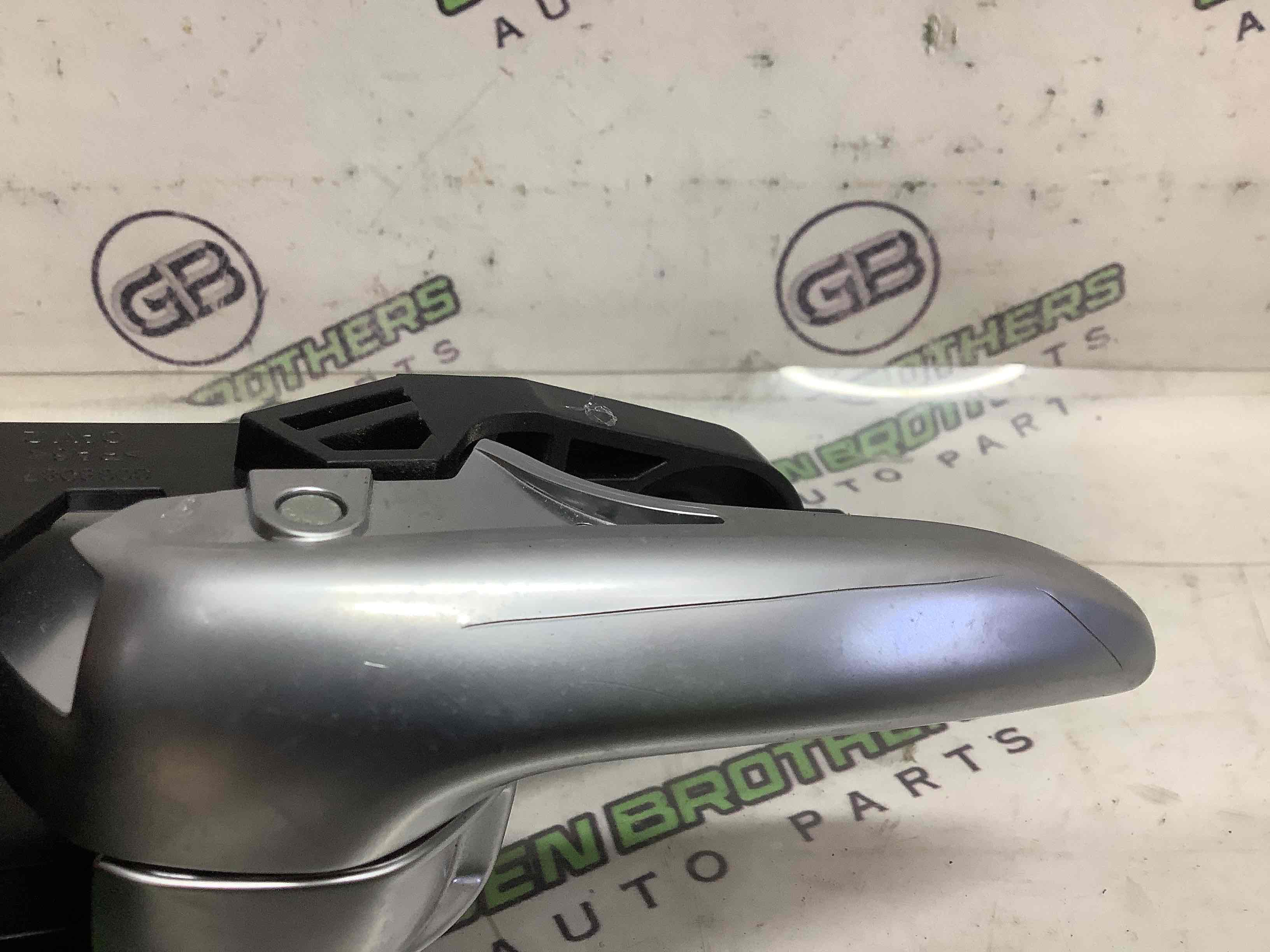 Ручка дверей салону внутрішня, поручень