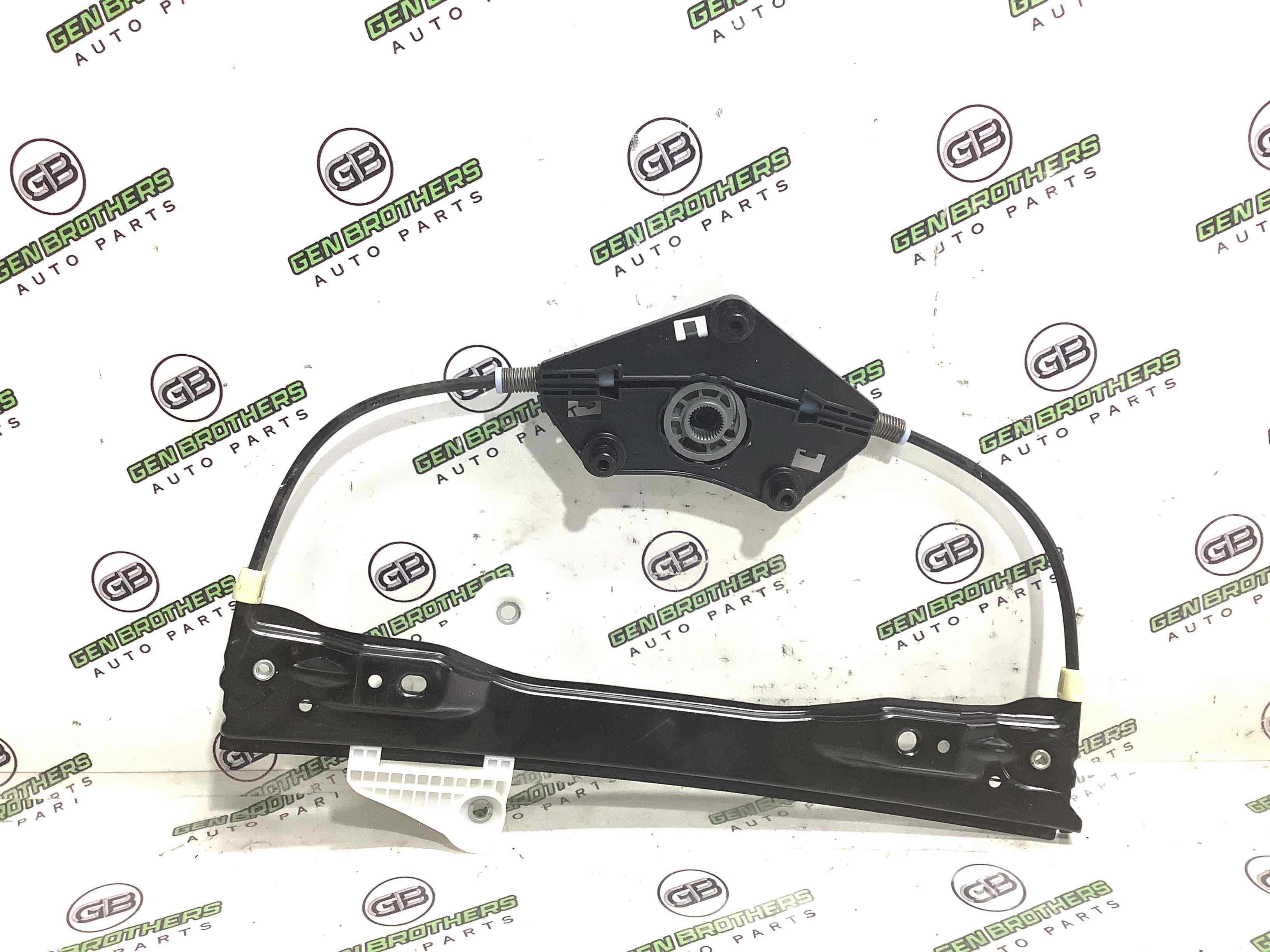 Склопідйомник задній правий