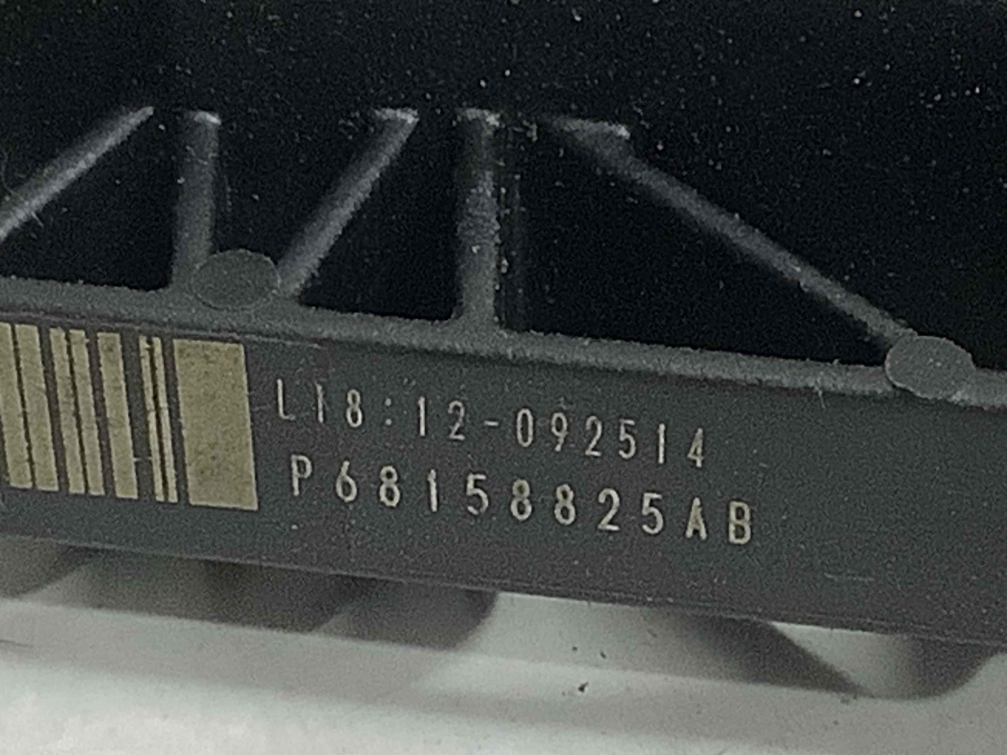 Кронштейн ручки дверей