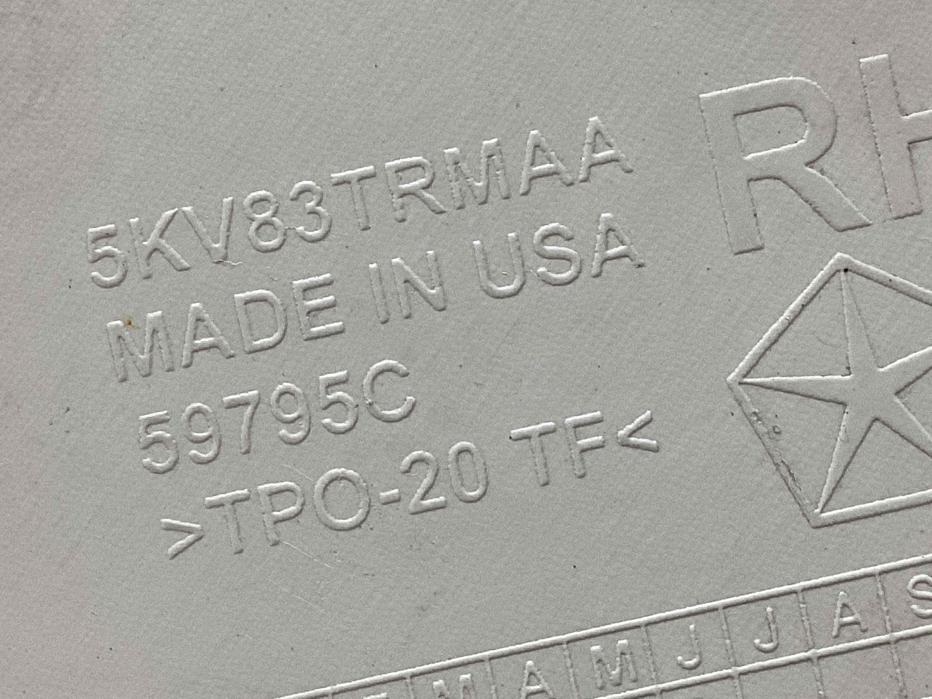 Оздоблення центральної консолі