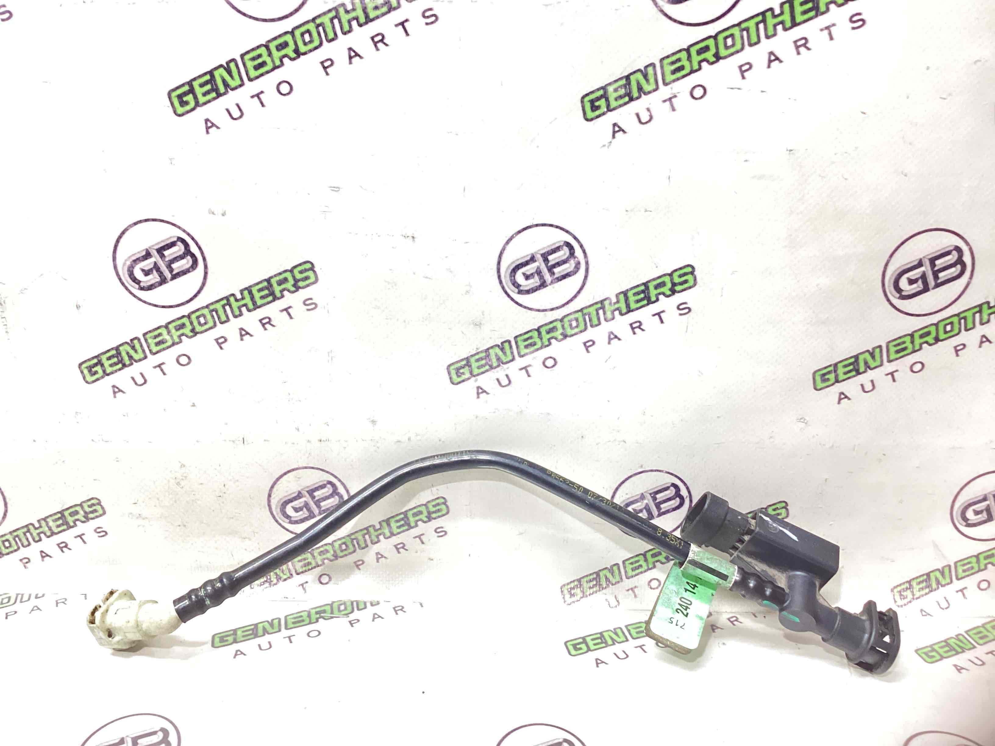 Трубка паливна