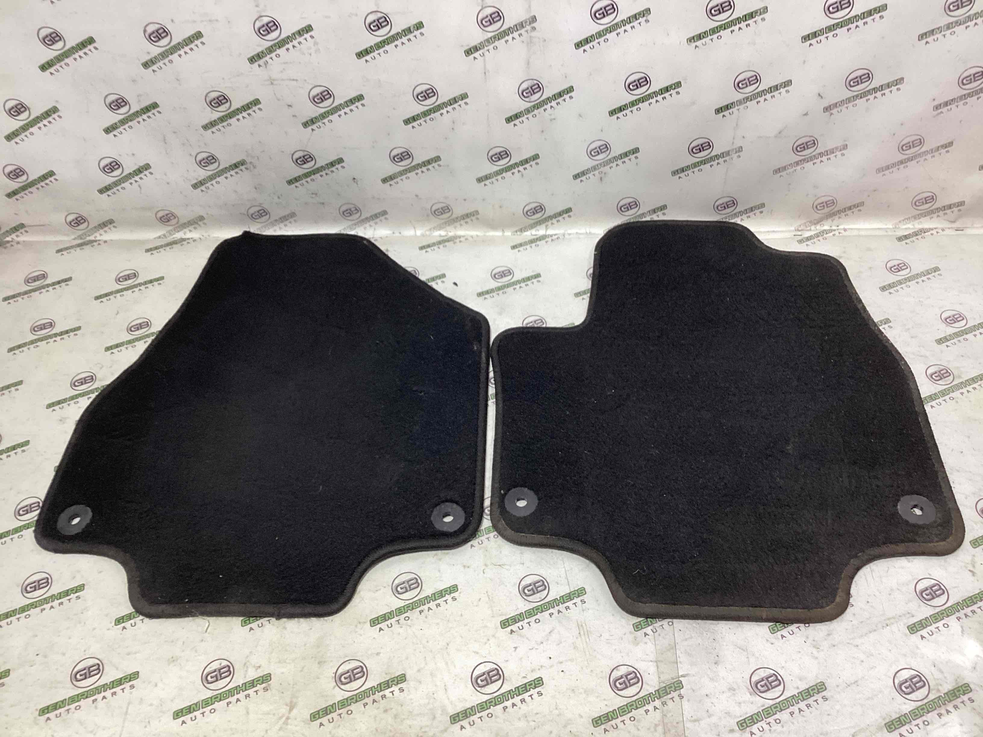 Килимки комплекти, підлога салону