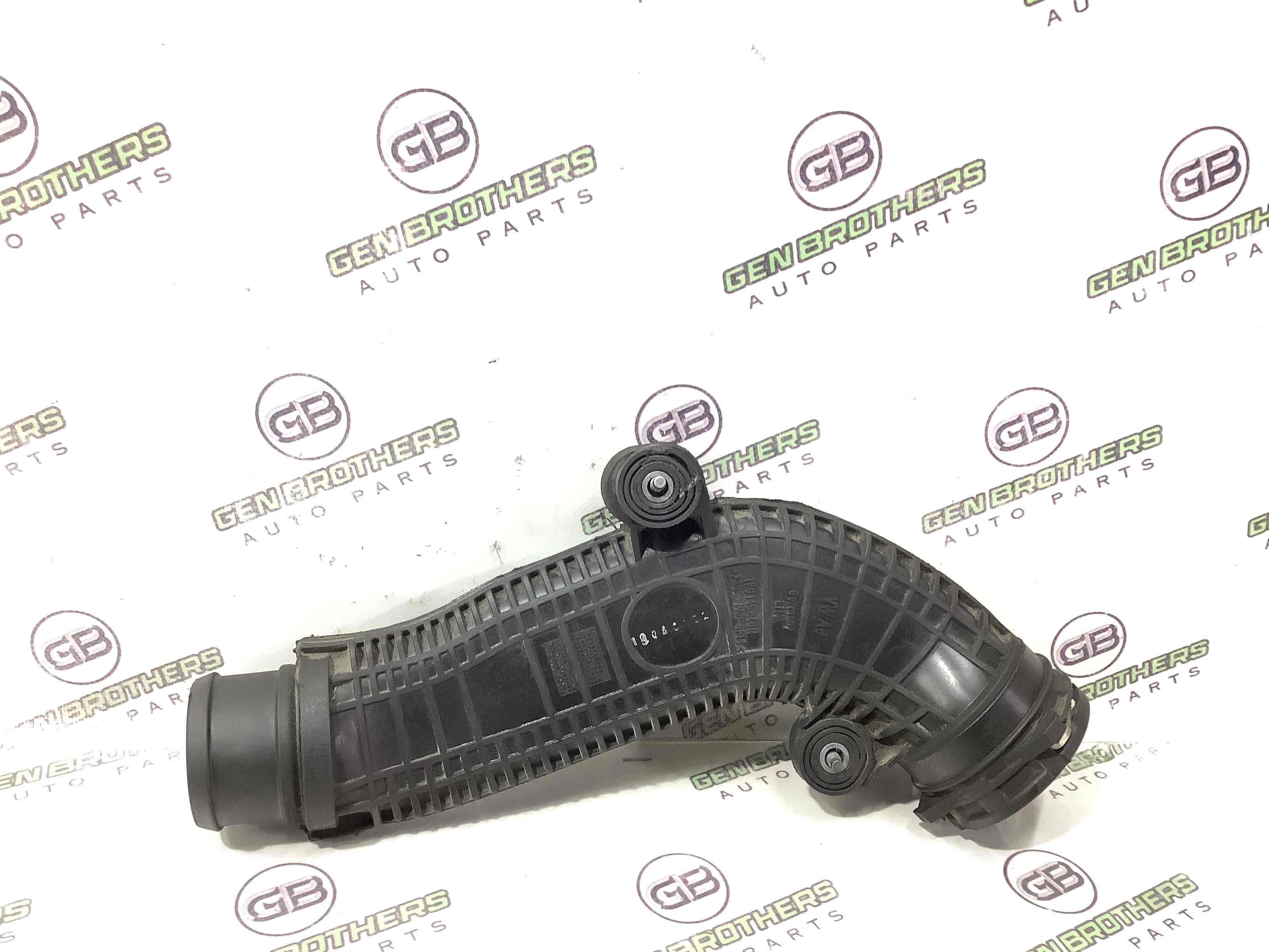 Патрубок інтеркулера