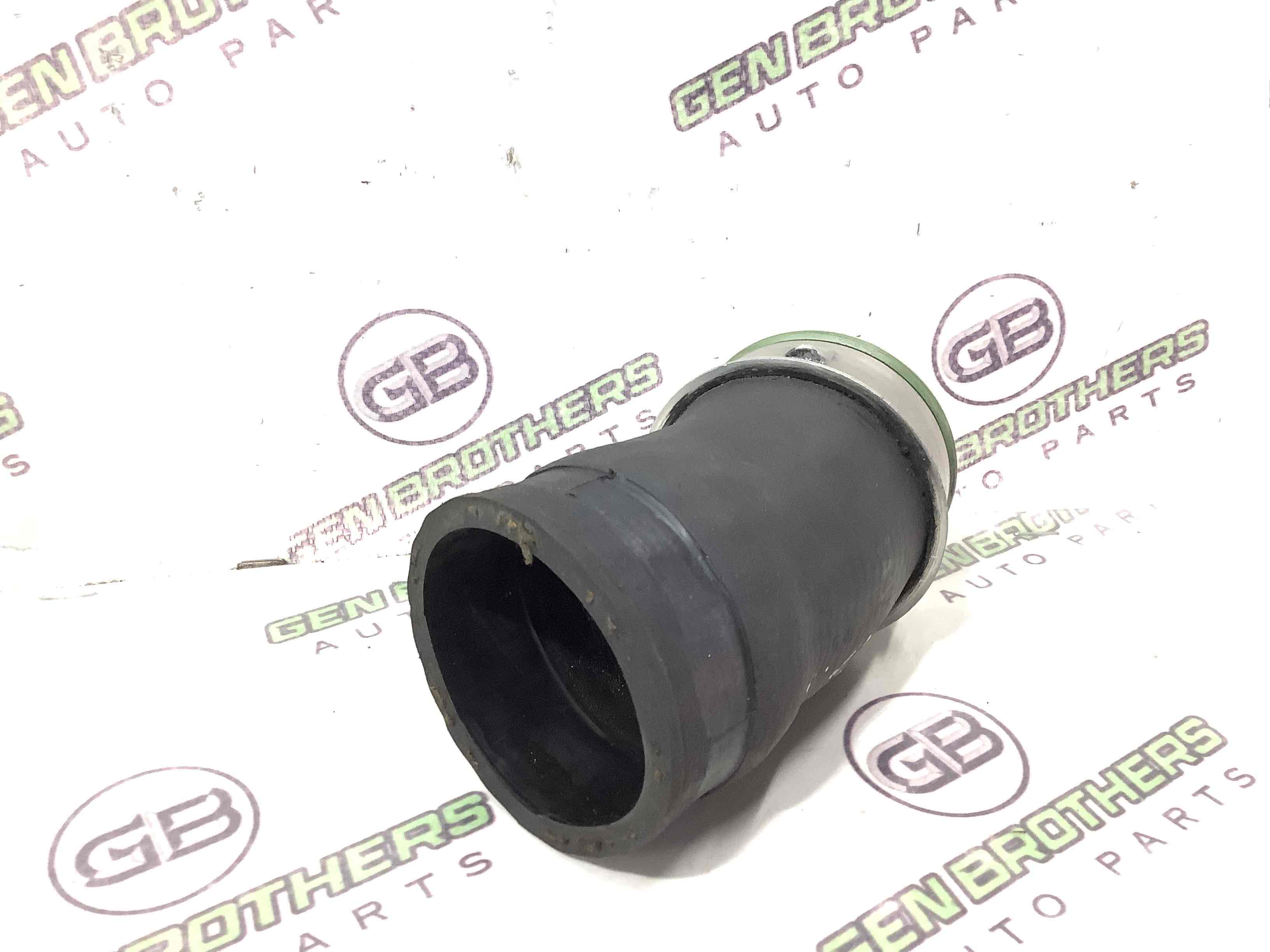 Патрубок інтеркулера