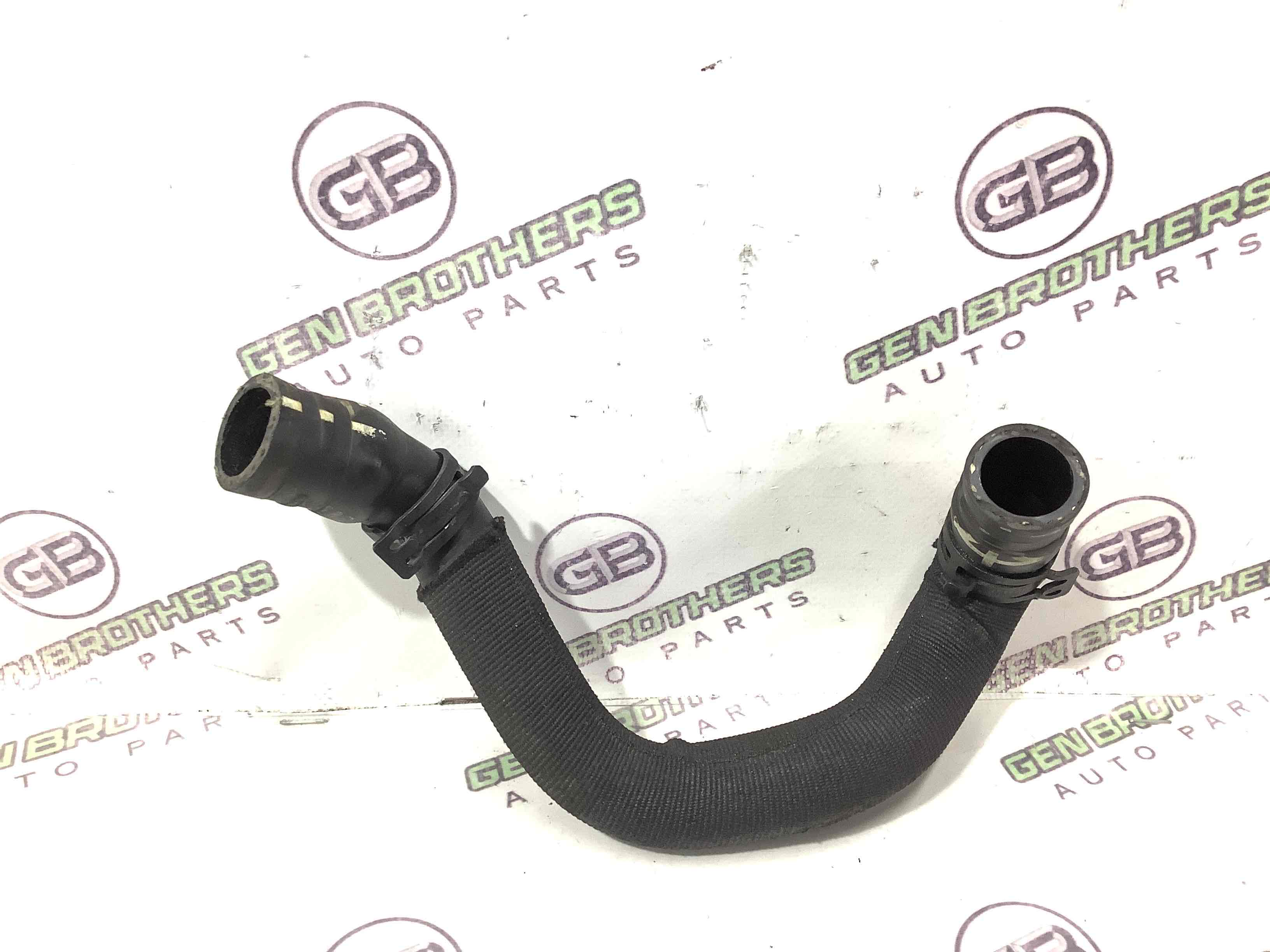 Патрубок трубопровід, шланг