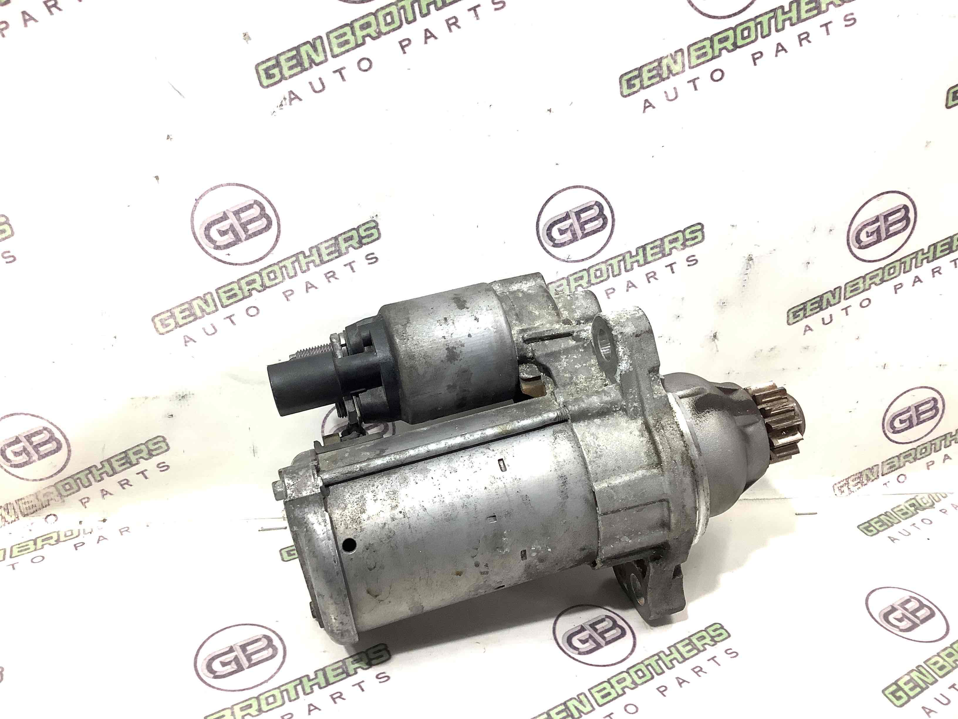 Стартер, кронштейн стартера