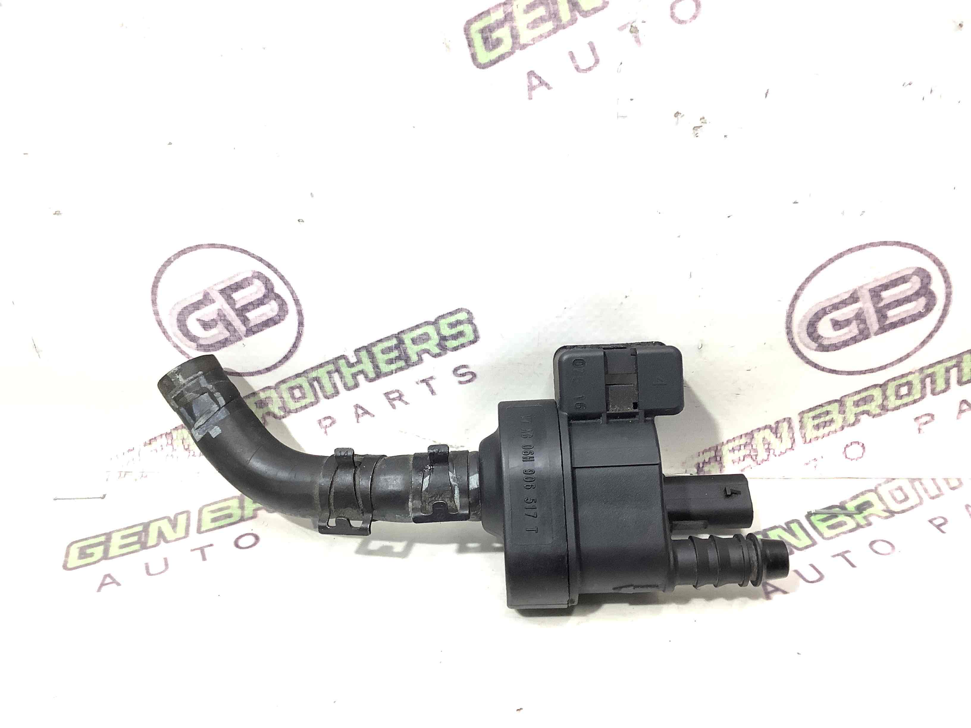 Клапан вентиляції паливного бака