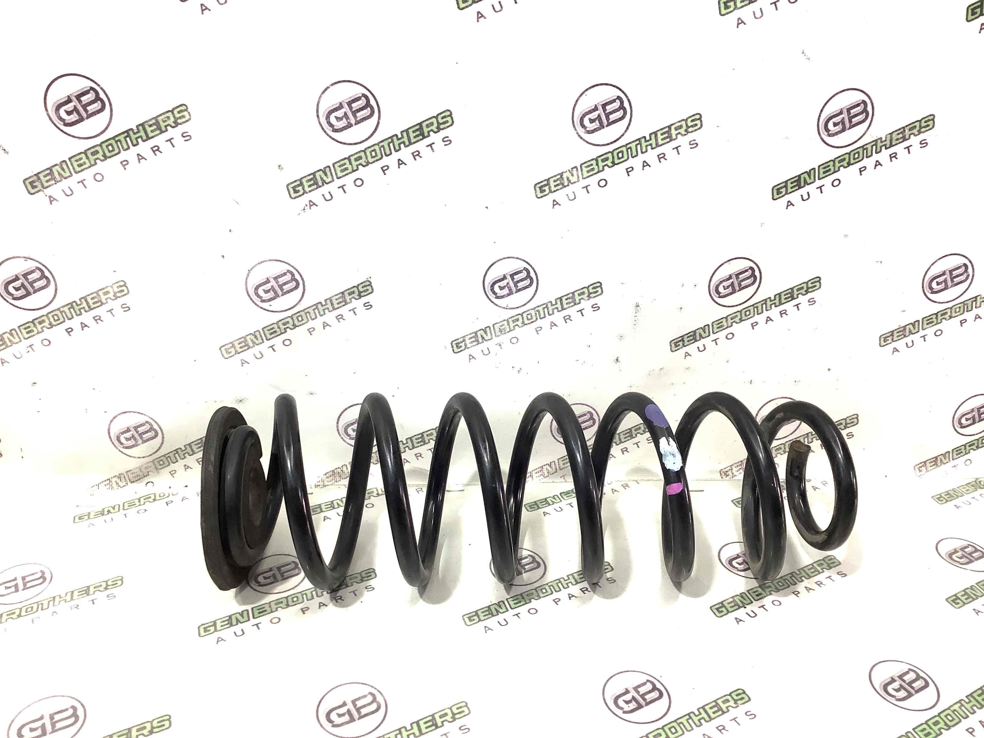 Пружина задня