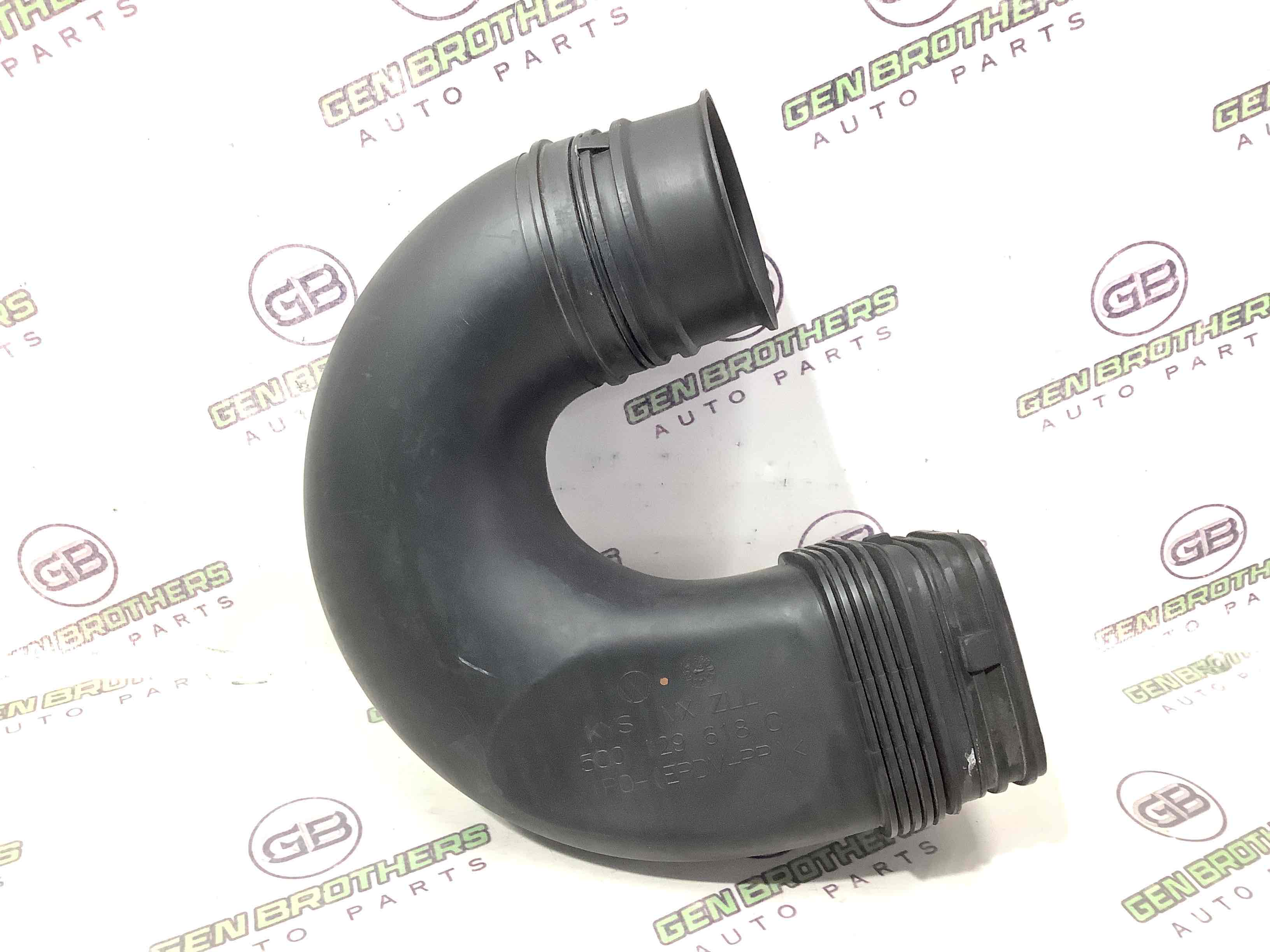 Патрубок повітряного фільтра