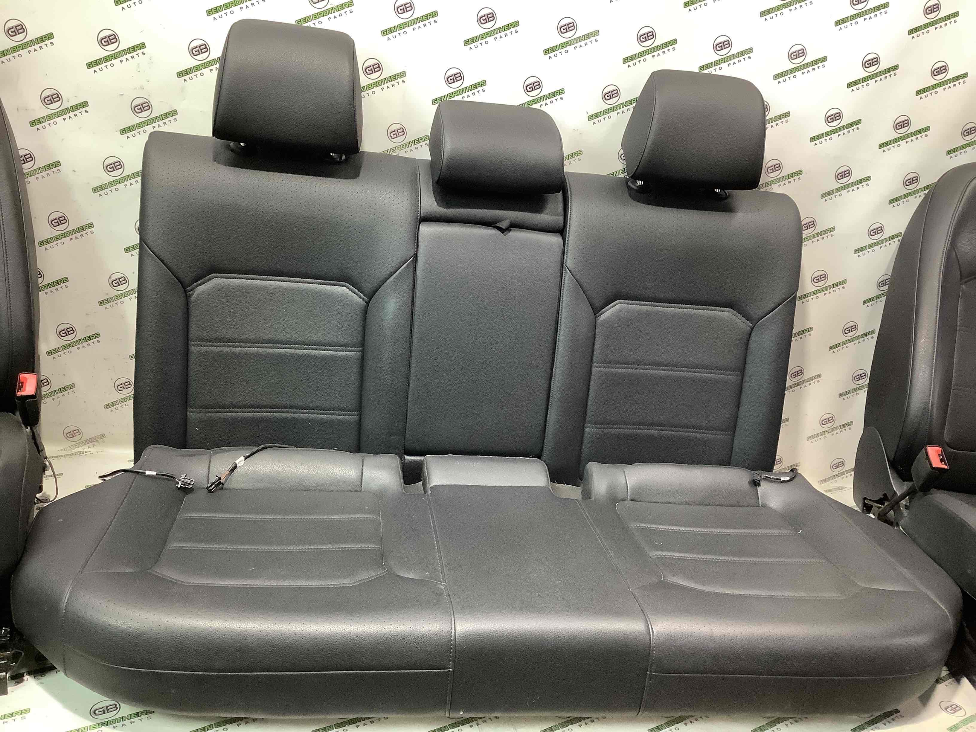 Салон комплект сидінь