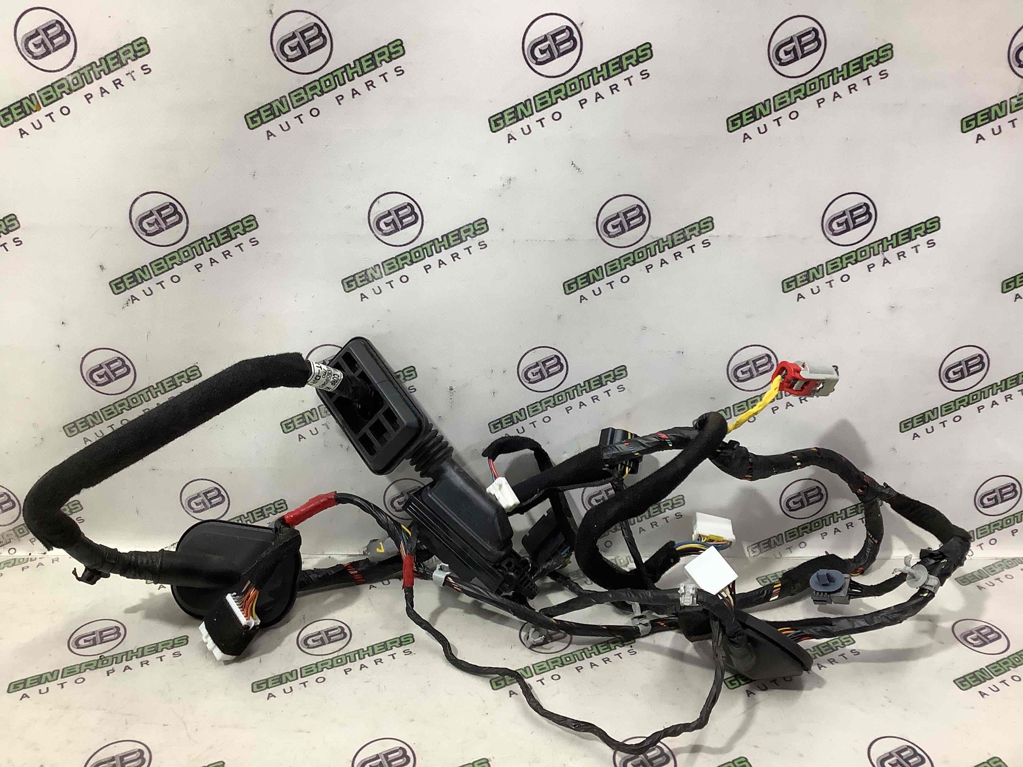 Електропроводка дверей, кришки багажника коса