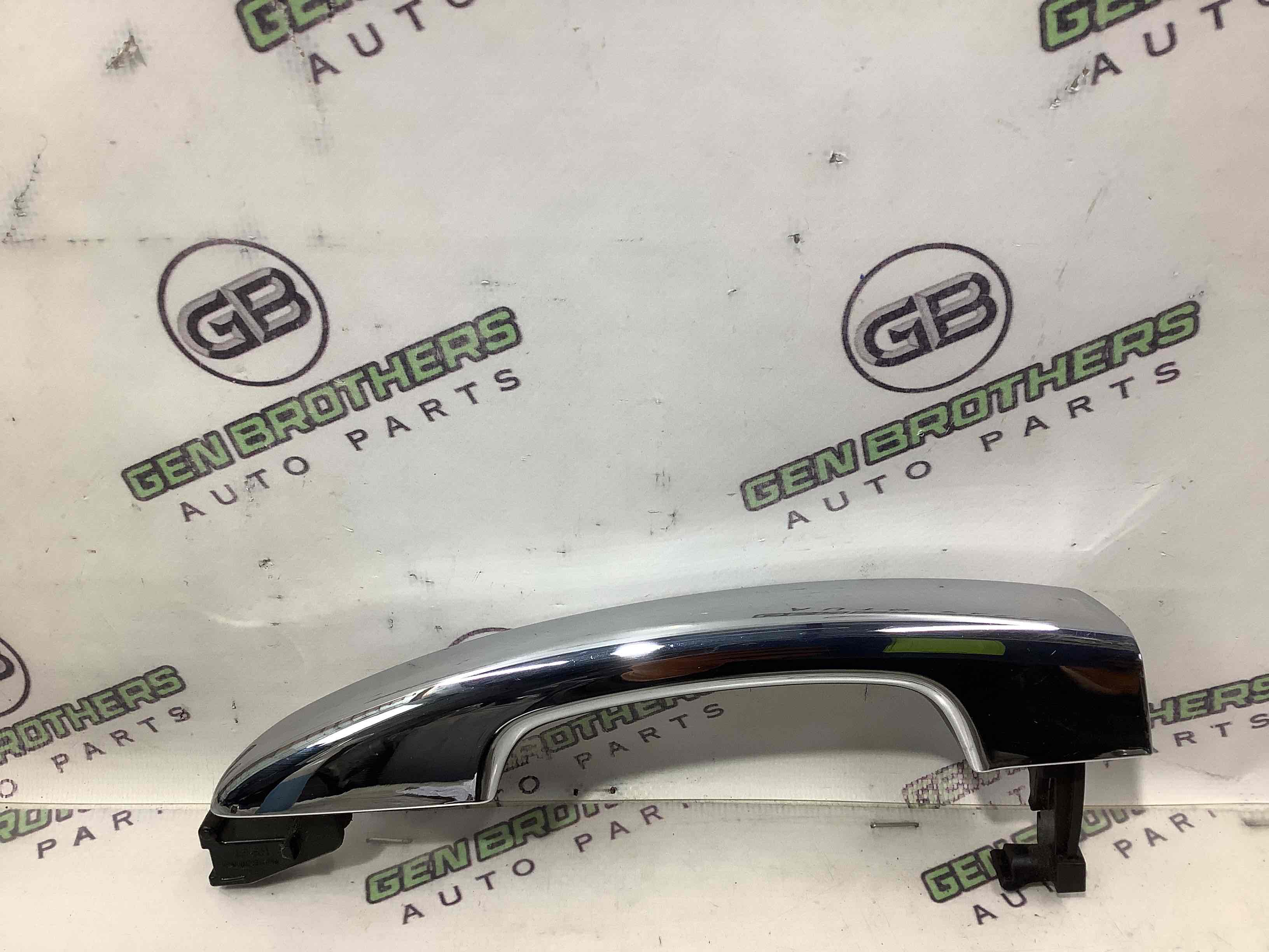 Ручка двері зовнішня