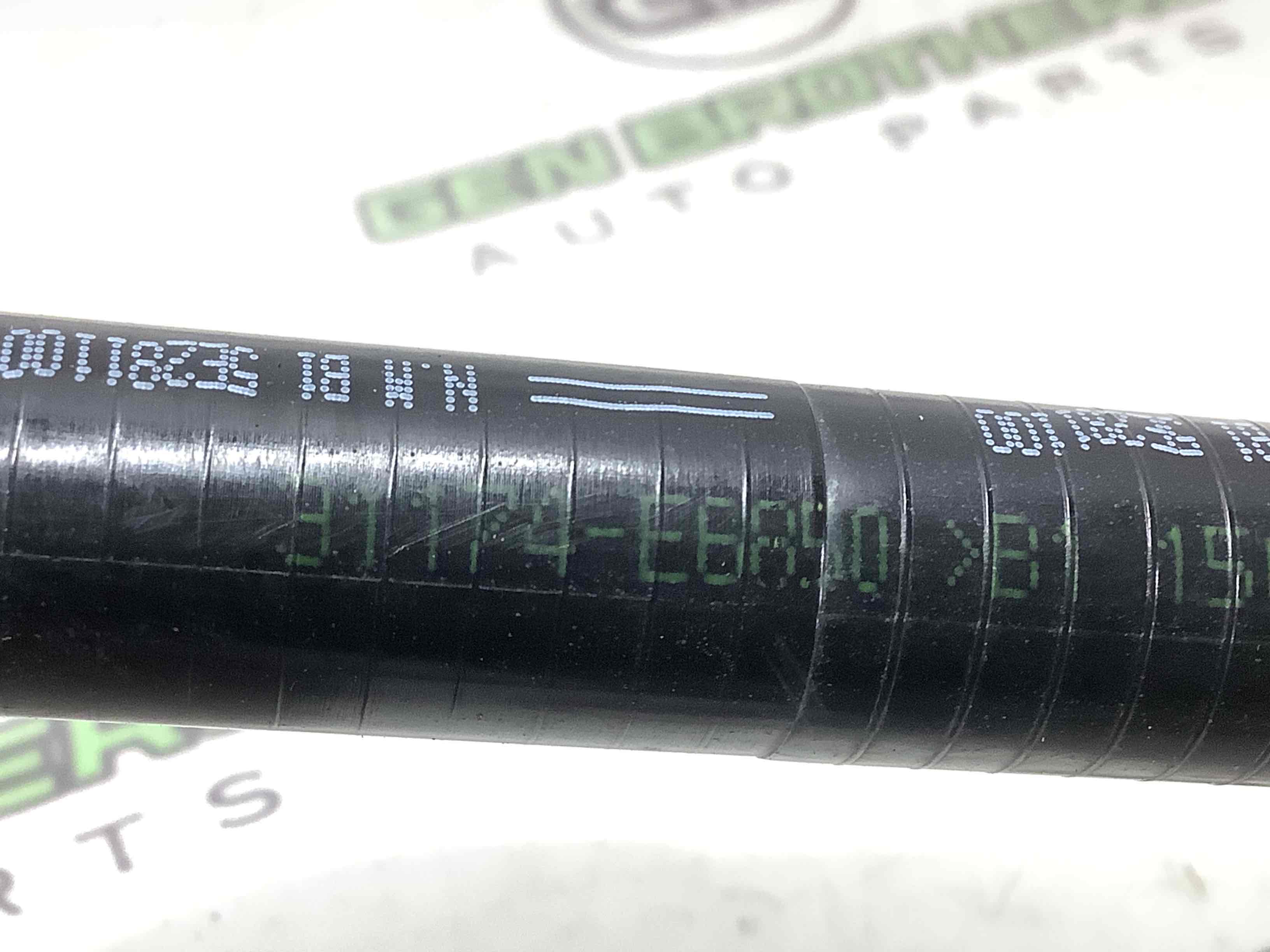 Патрубок трубопровід, шланг