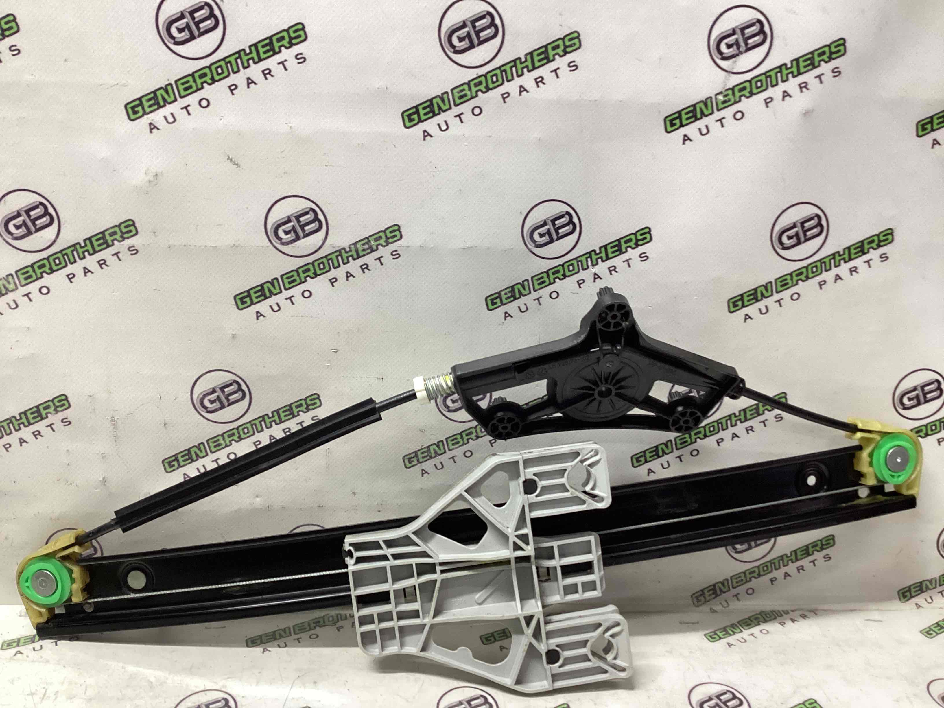 Стеклоподъемник задний левый