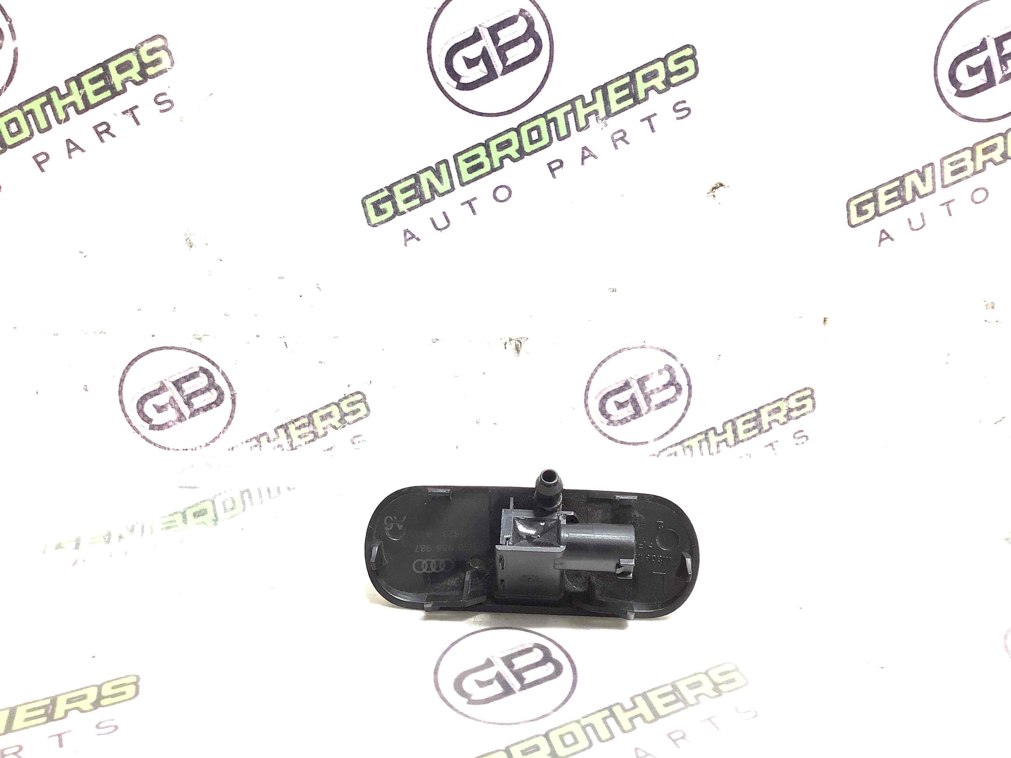 Форсунка омывателя, насос омывателя, шланг омывателя