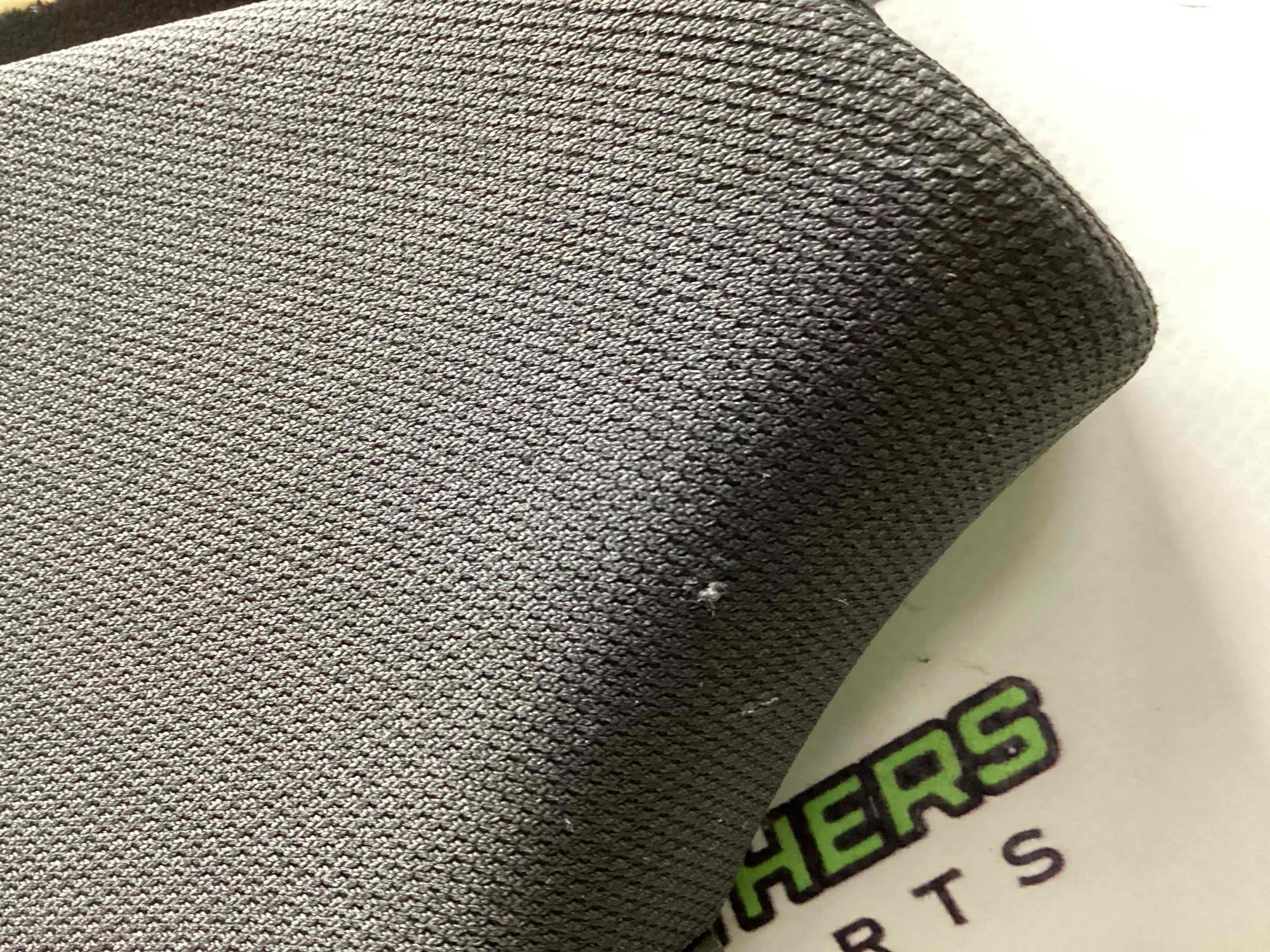 Обшивка центральной стойки правая