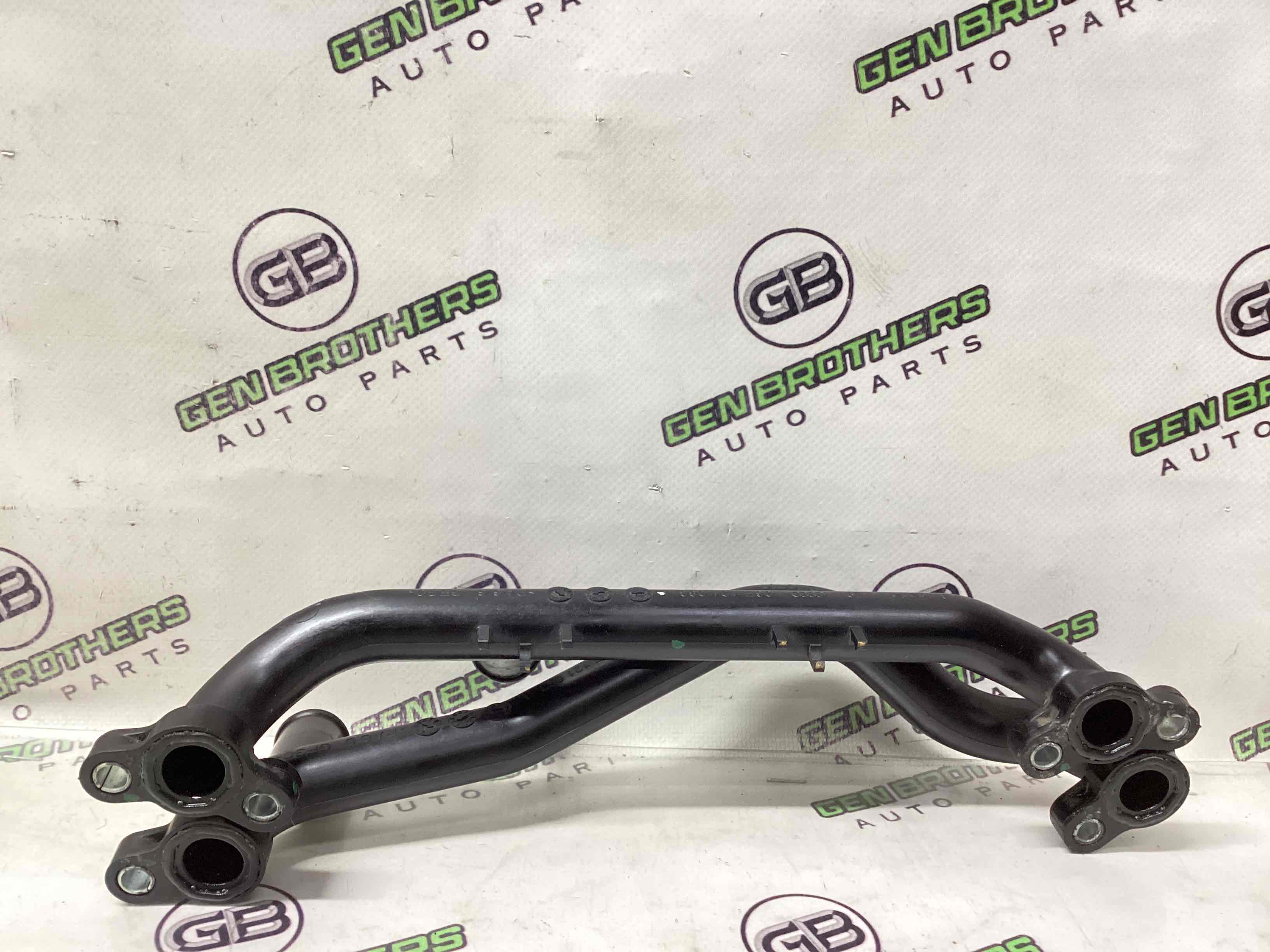 Патрубок трубопровод, шланг