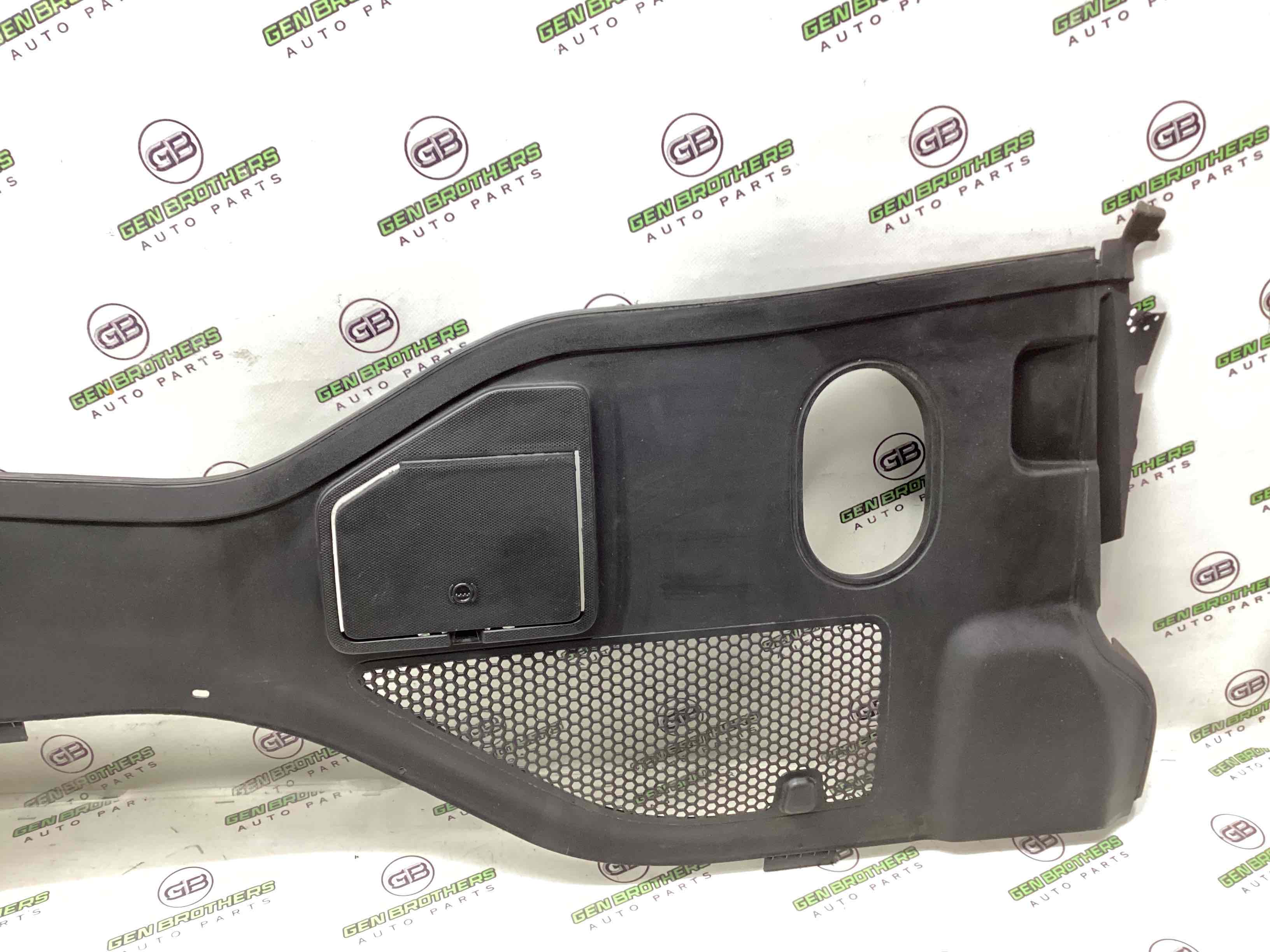 Решетка дворников пластик