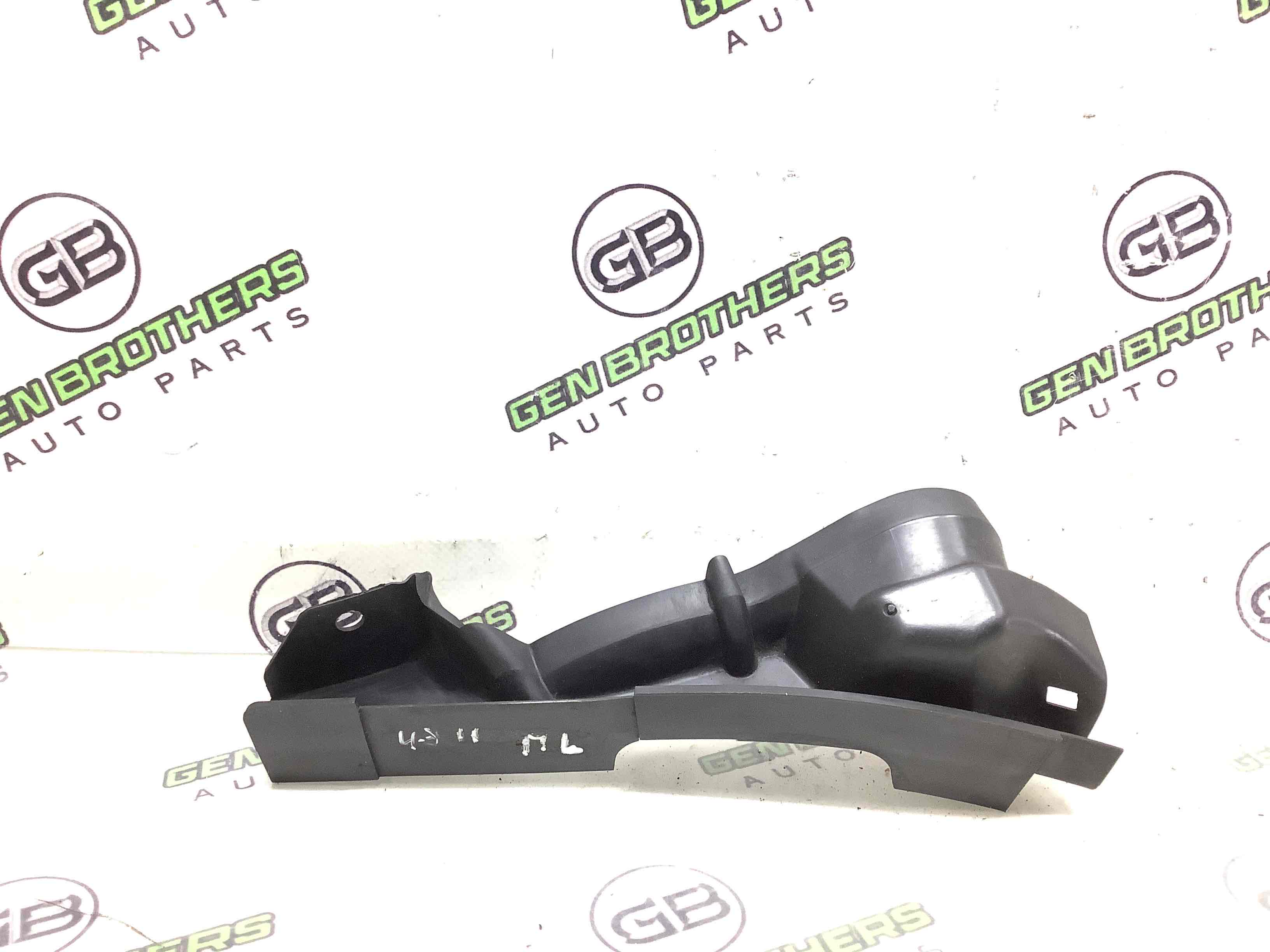 Изолятор крыла, уплотнитель и воздухопровод крыла