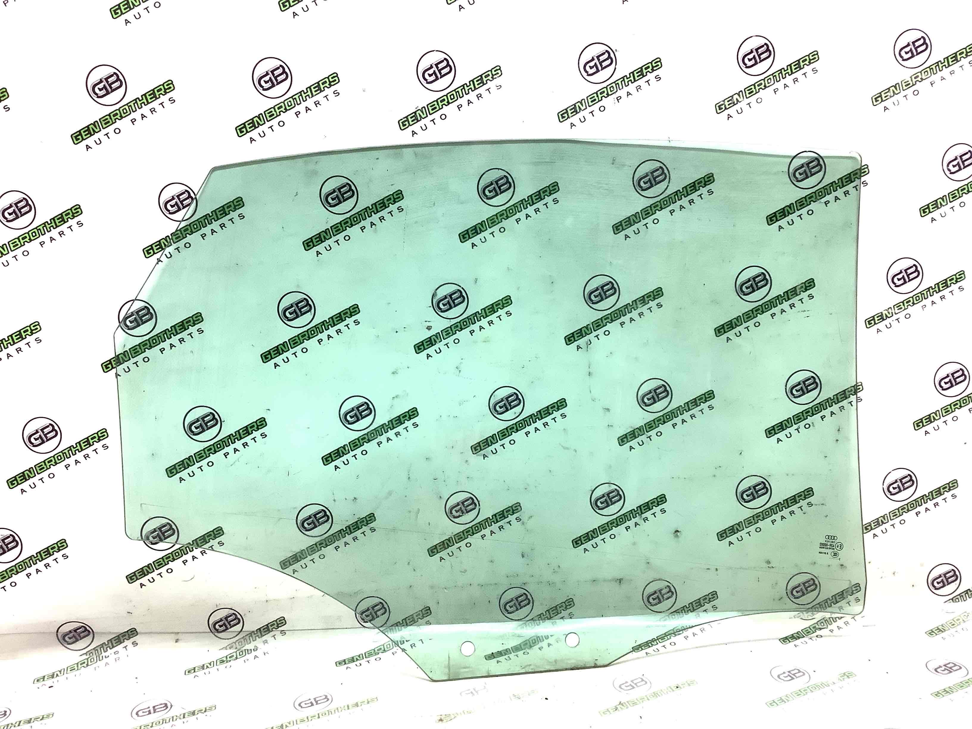 Стекло заднее левое