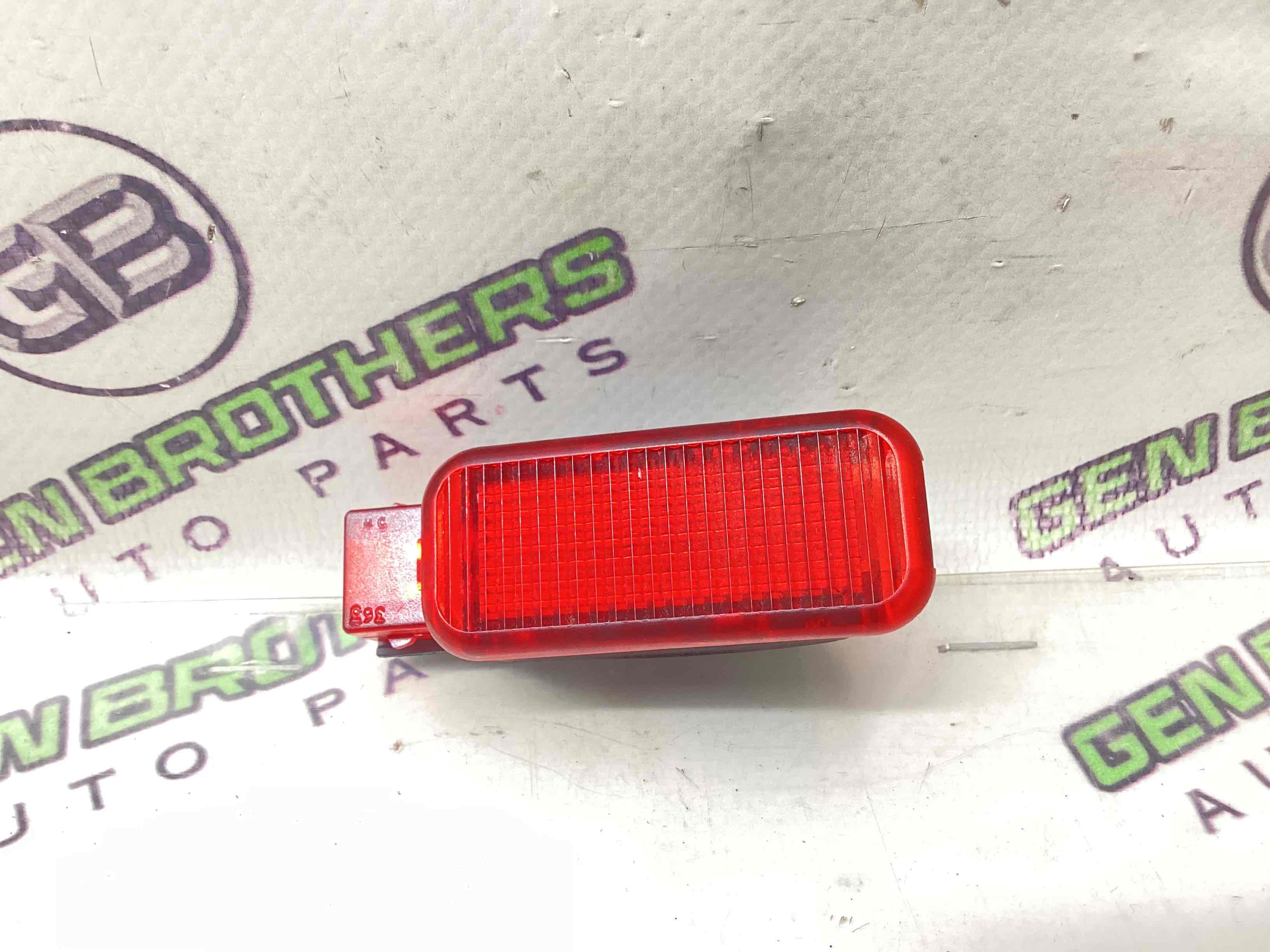 Фонарь салонный, плафон