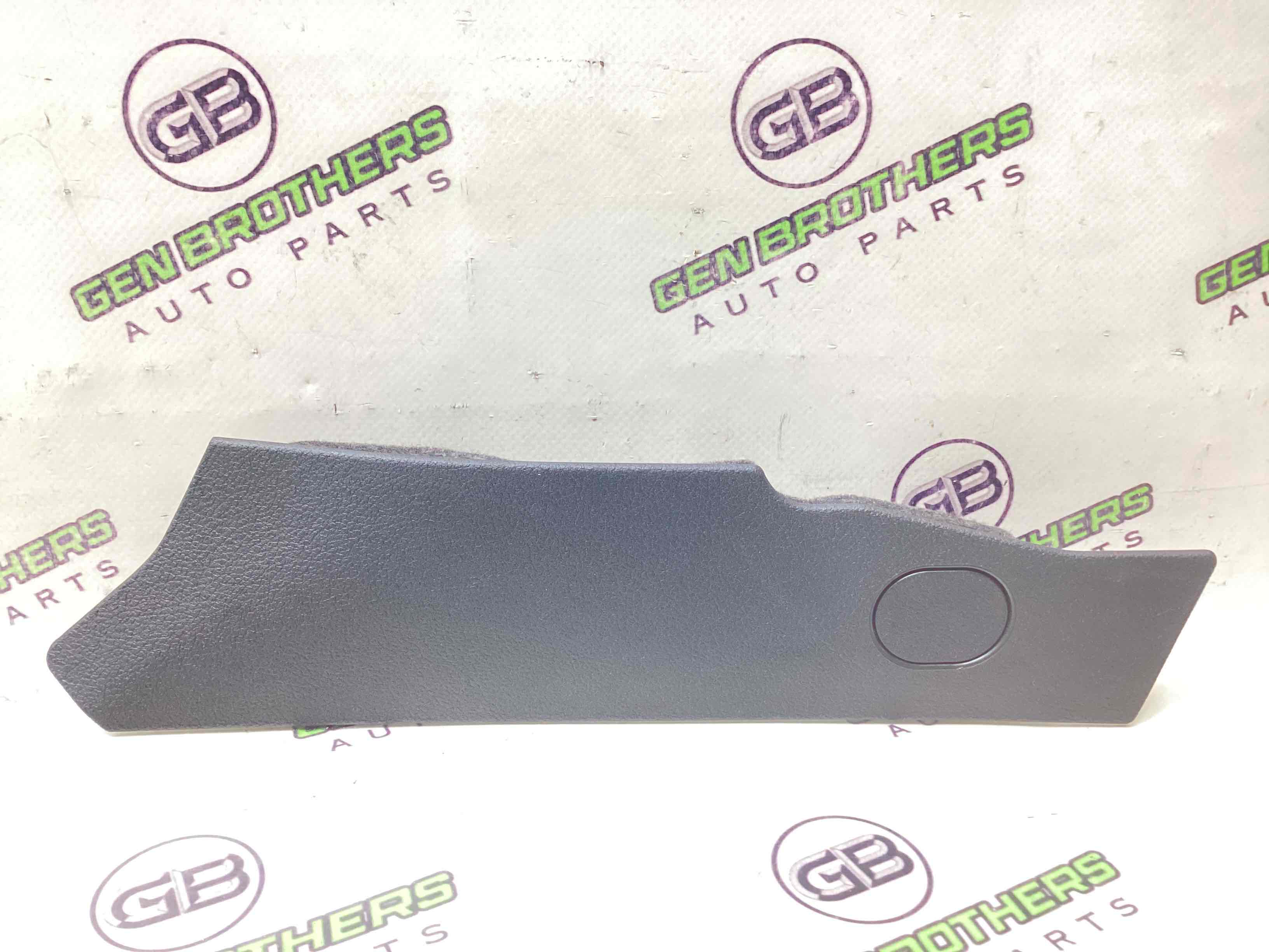 Отделка центральной консоли