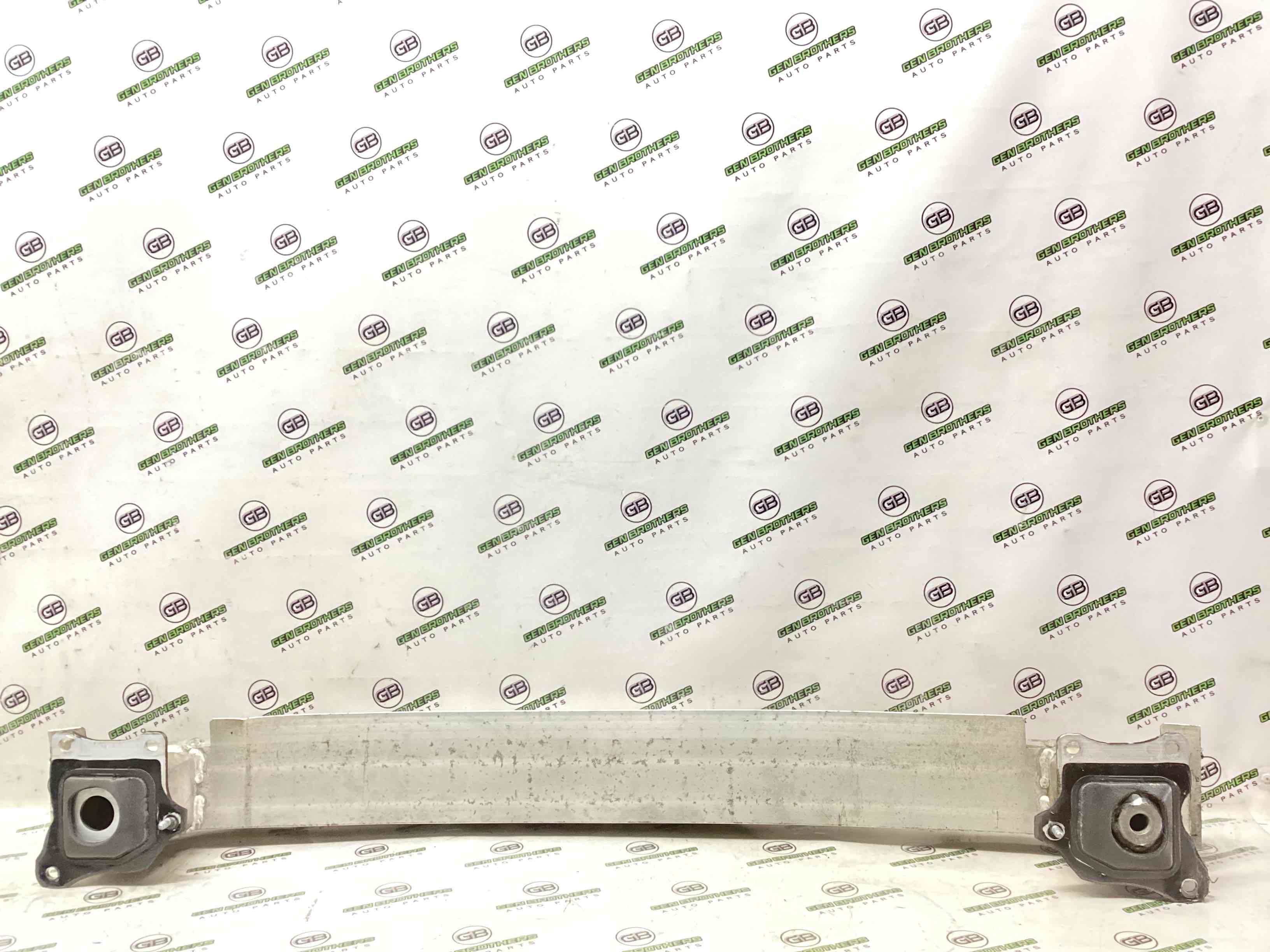 Усилитель бампера заднего