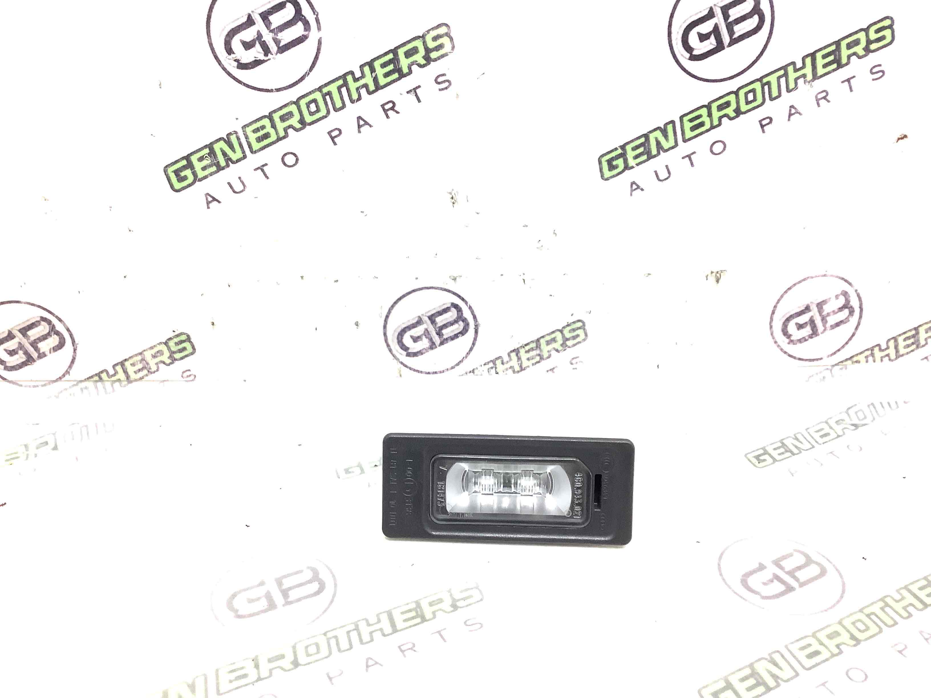 Фонарь салонный, плафон