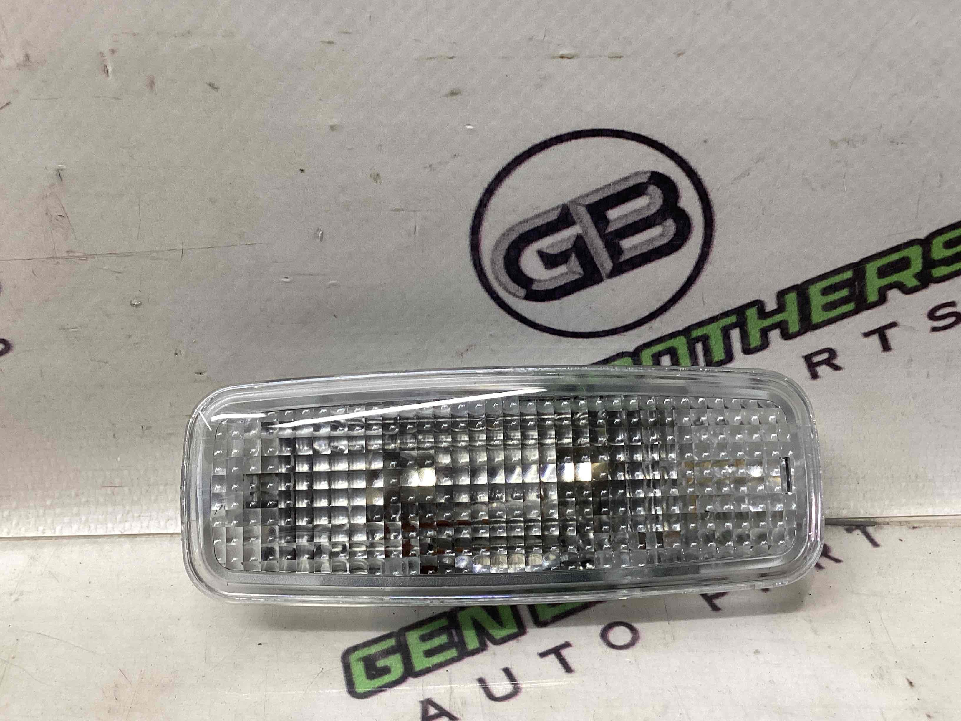 Фонарь салонный, плафон