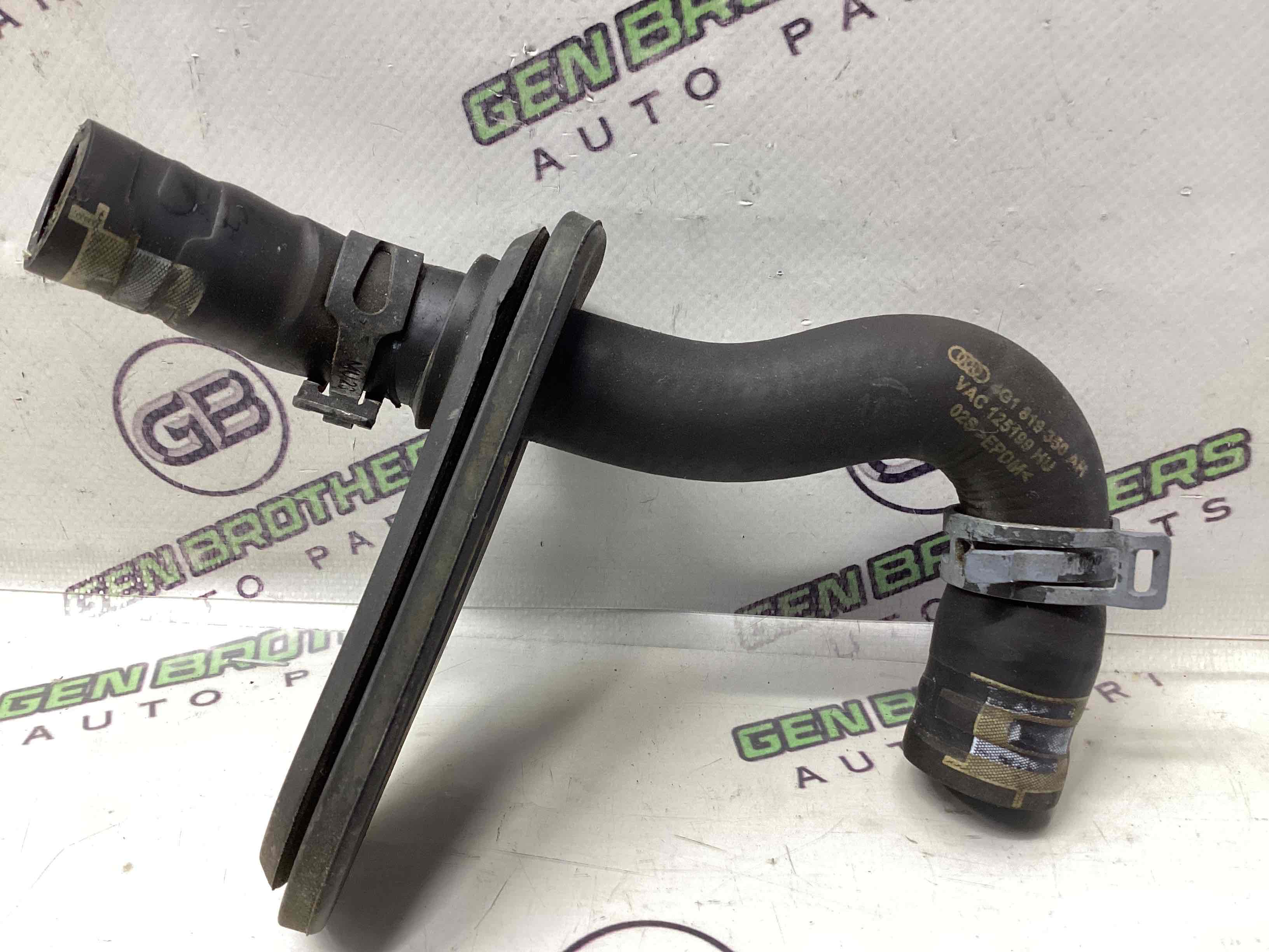 Патрубок трубопровод, шланг