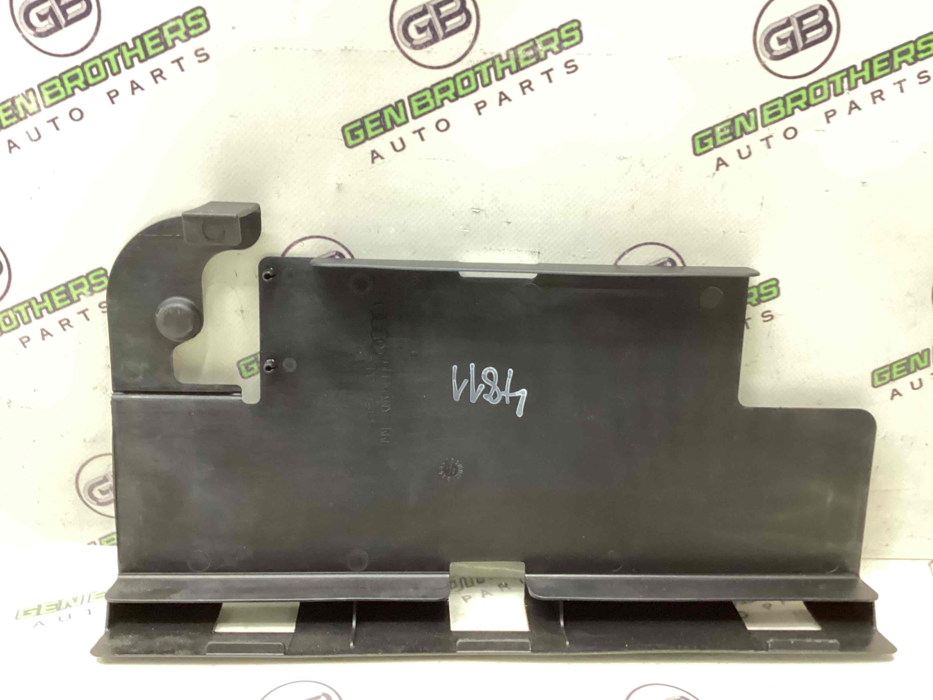 Полка аккумулятора, крышка, крепление площадка АКБ