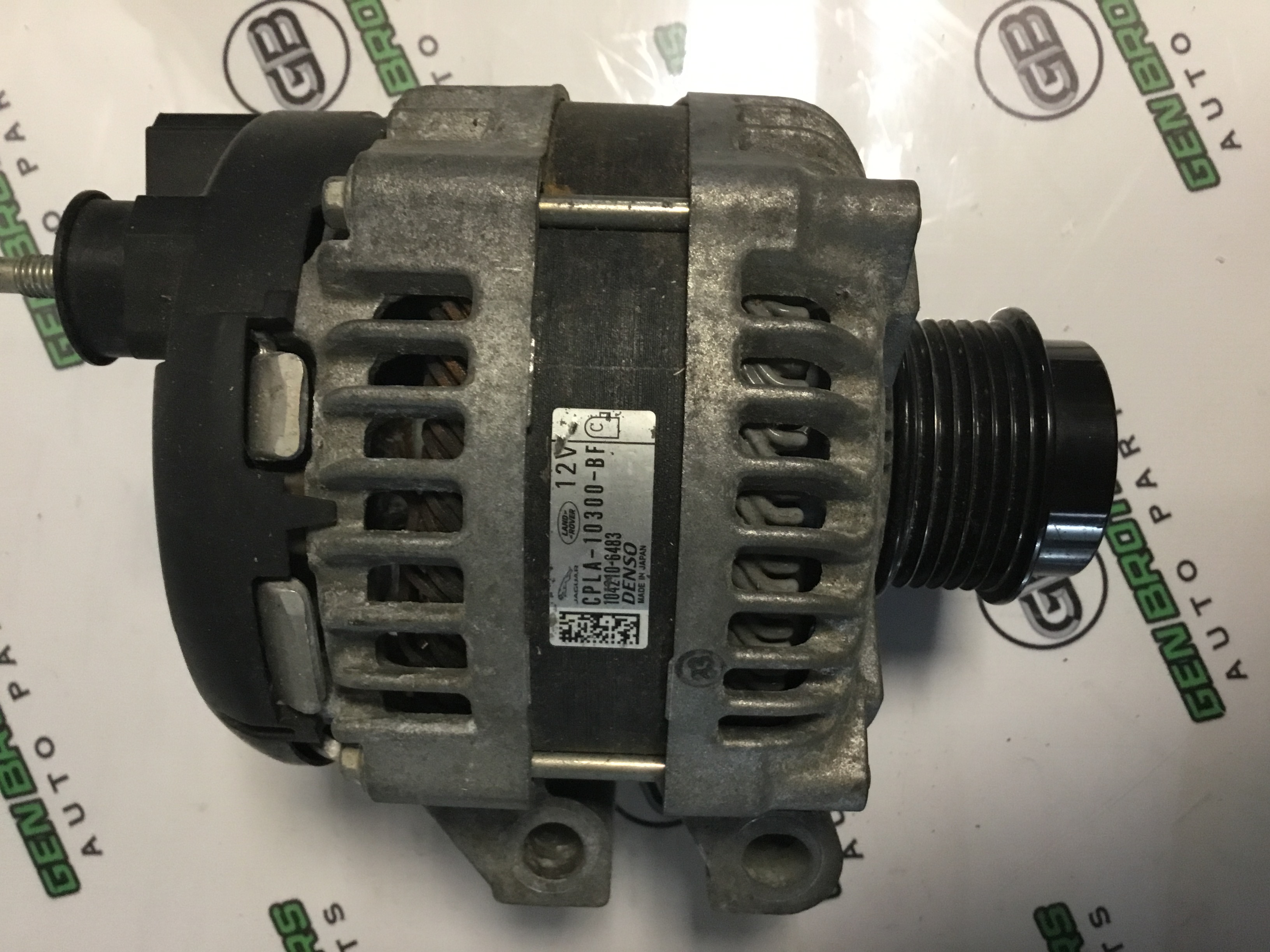 Генератор, кронштейн генератора