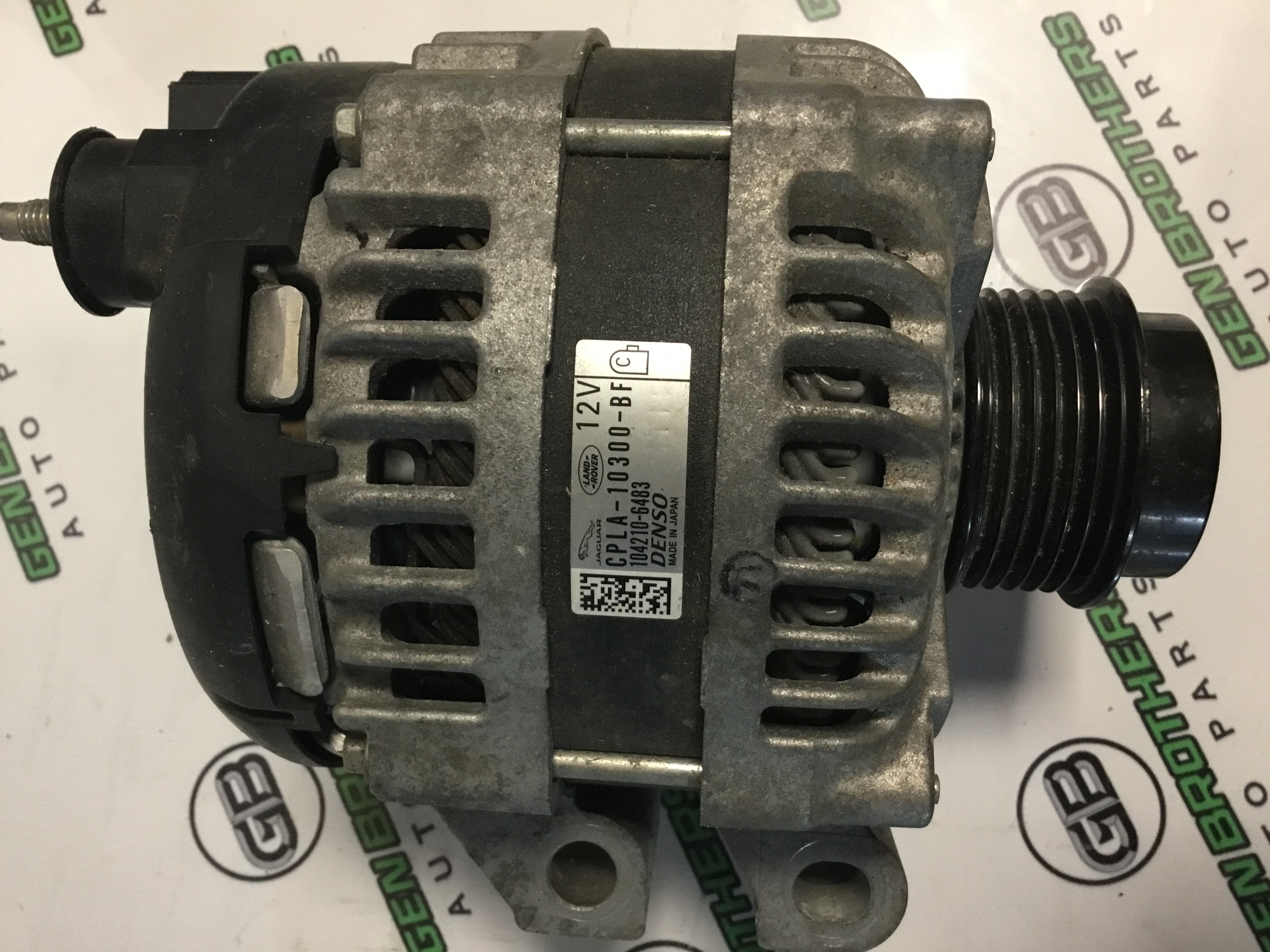 Генератор, кронштейн генератора