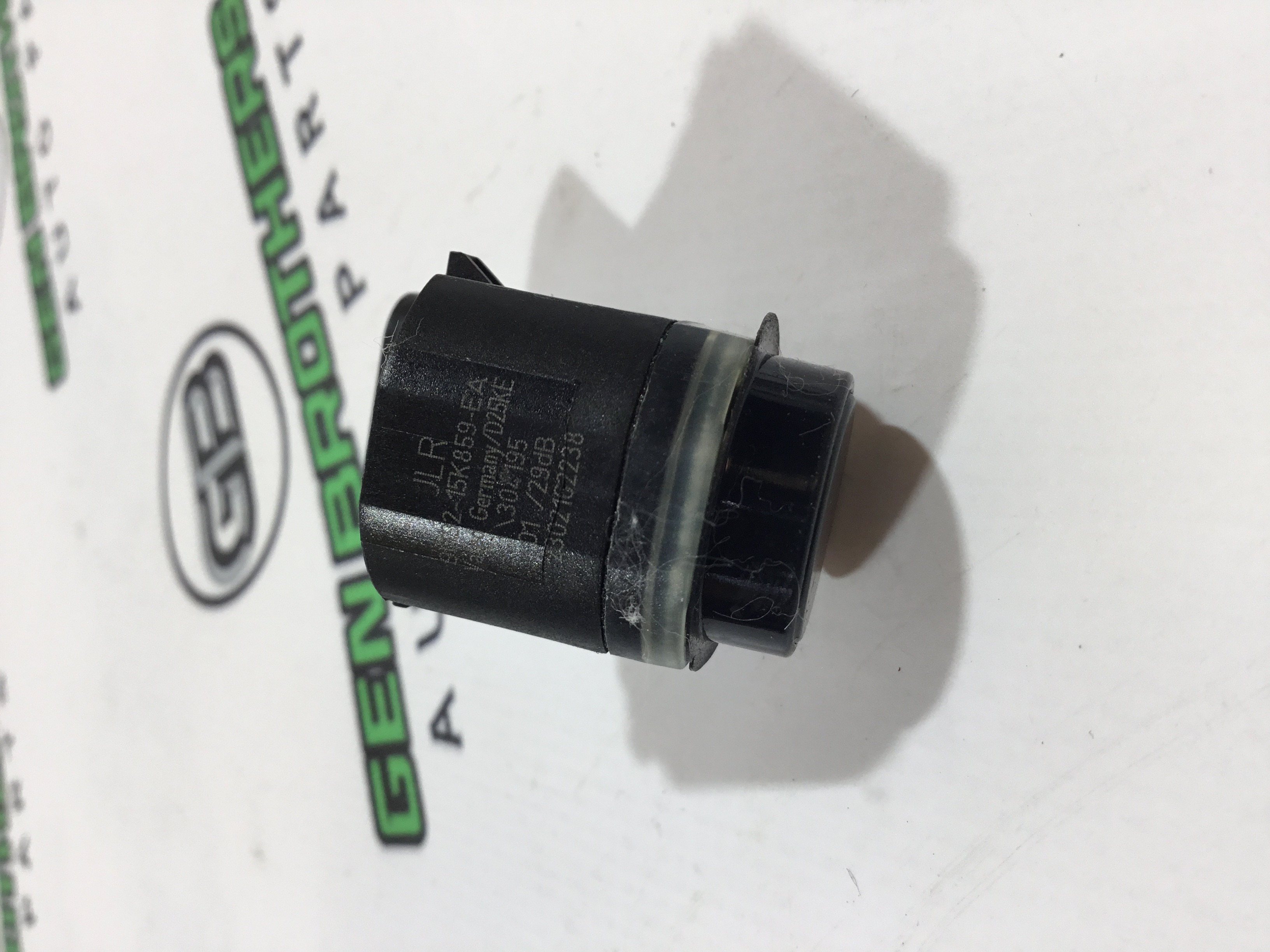 Парктронік, кріплення, корпус