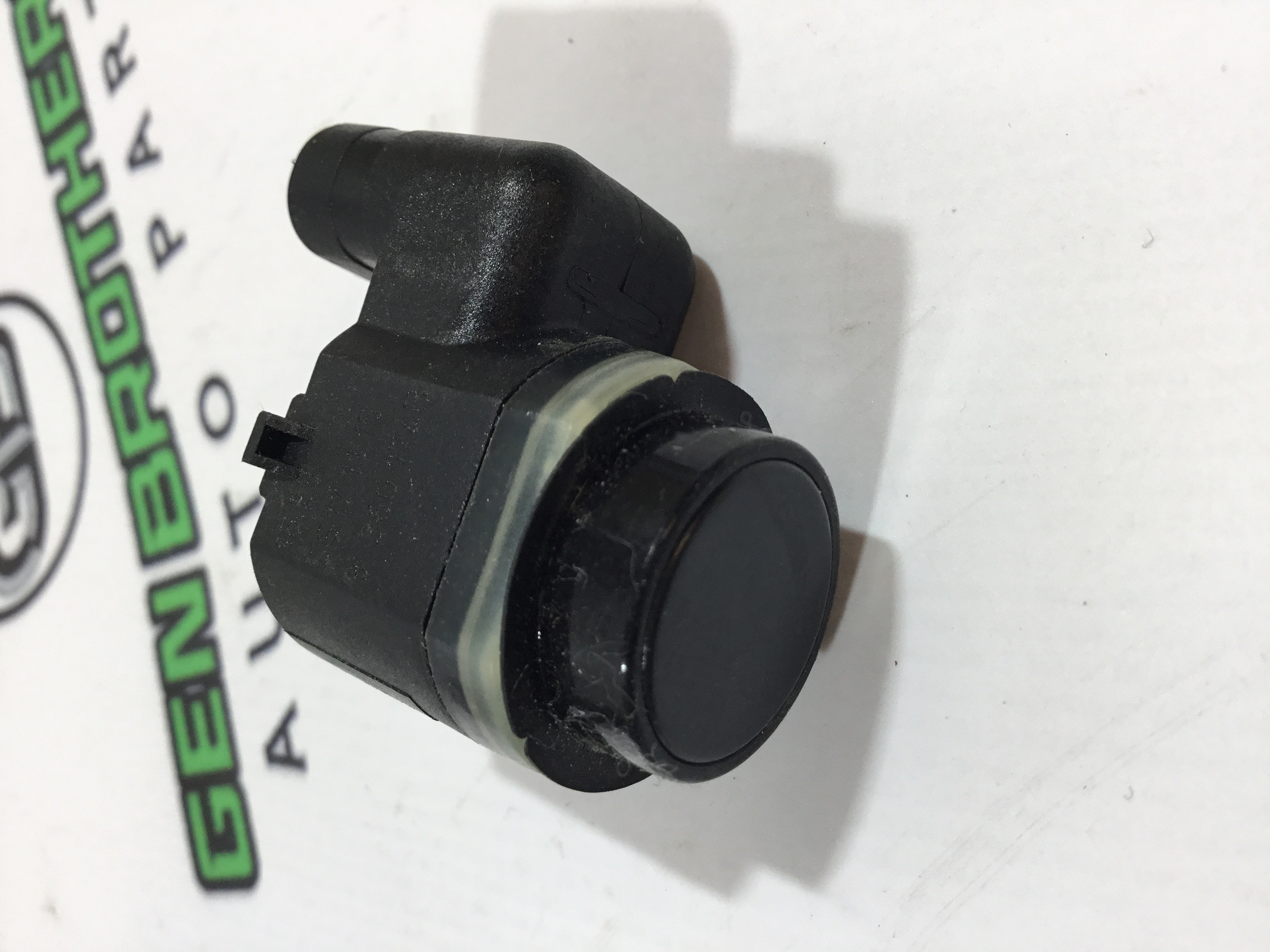 Парктронік, кріплення, корпус