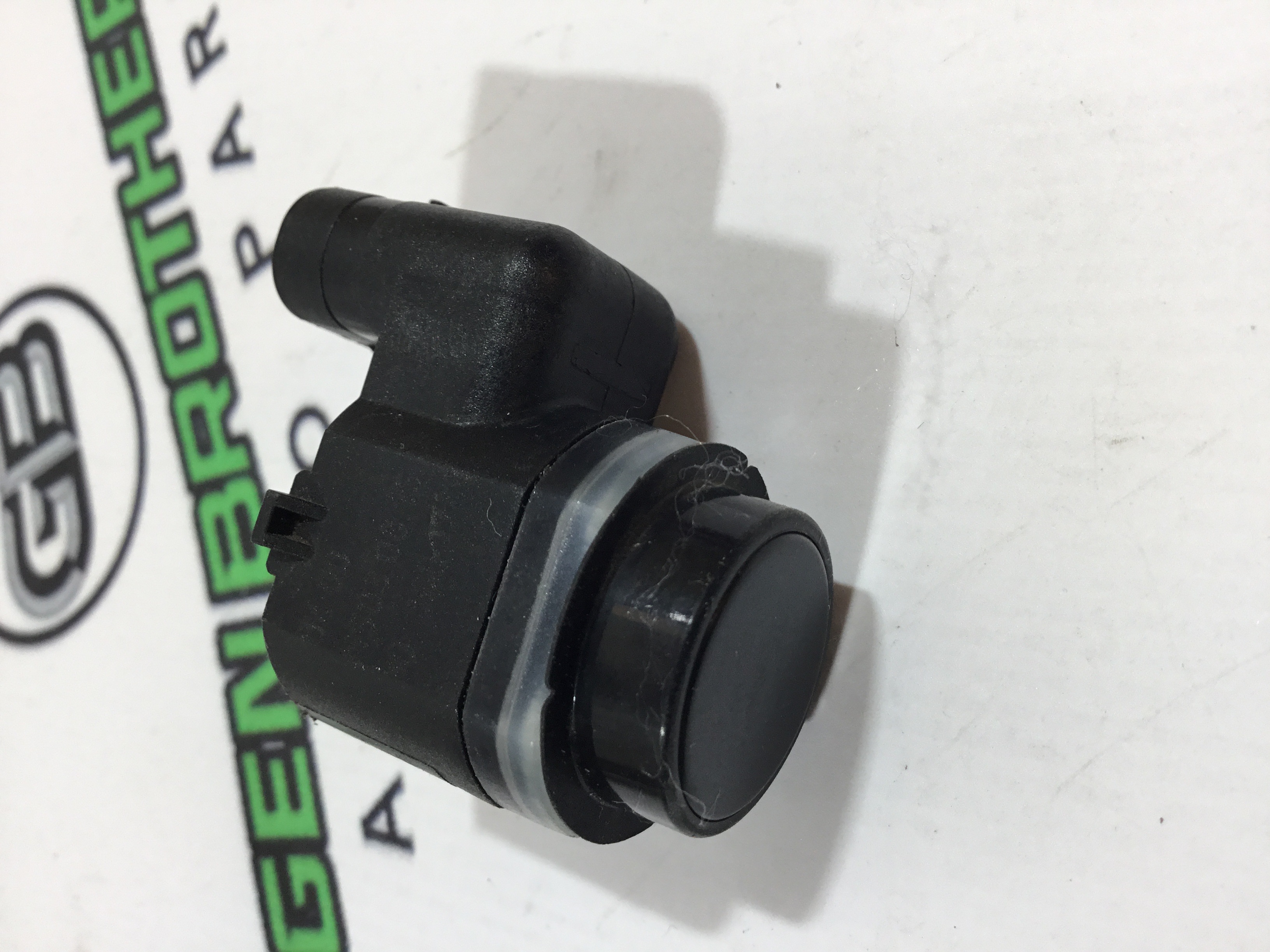 Парктронік, кріплення, корпус