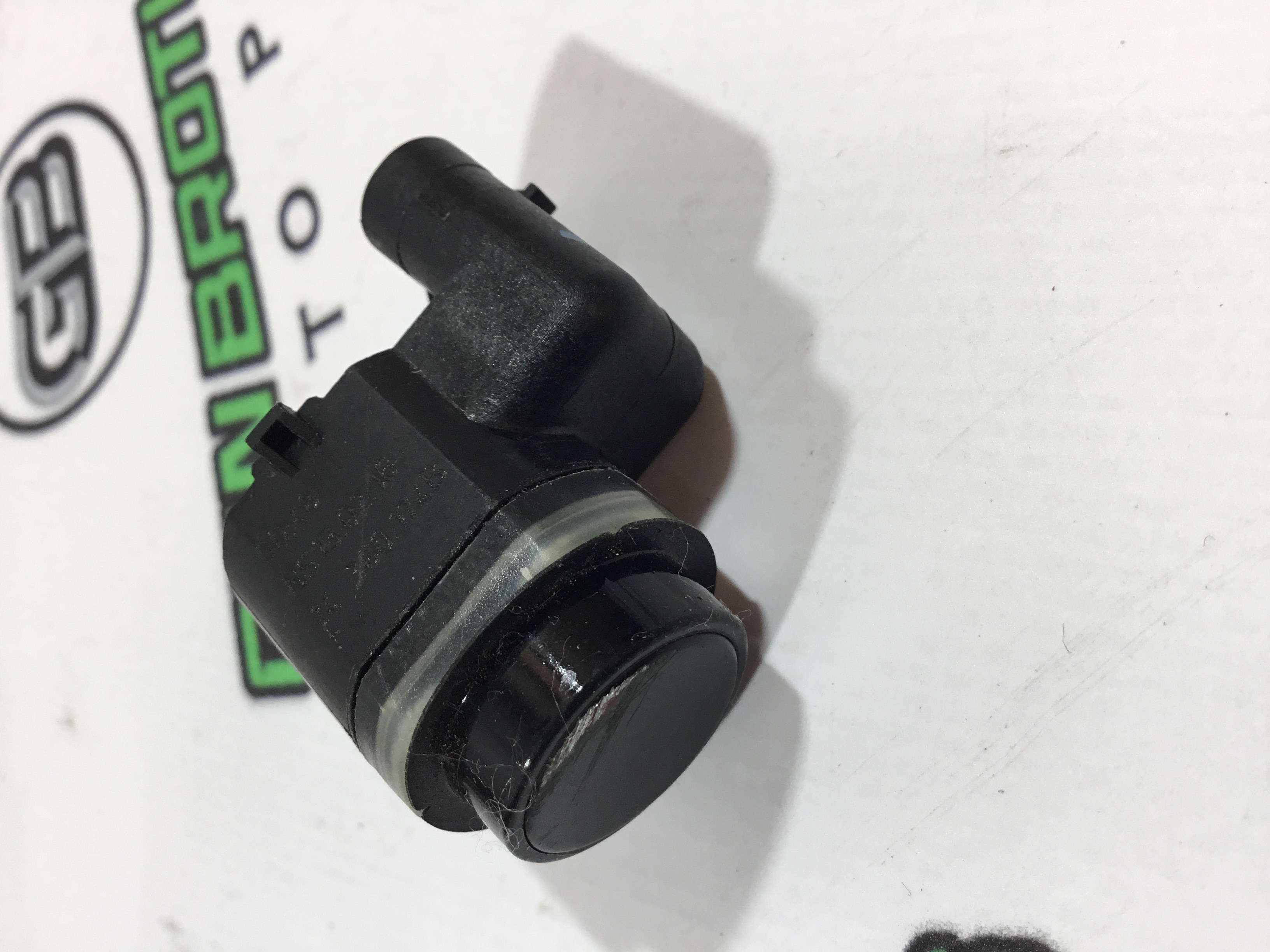 Парктронік, кріплення, корпус