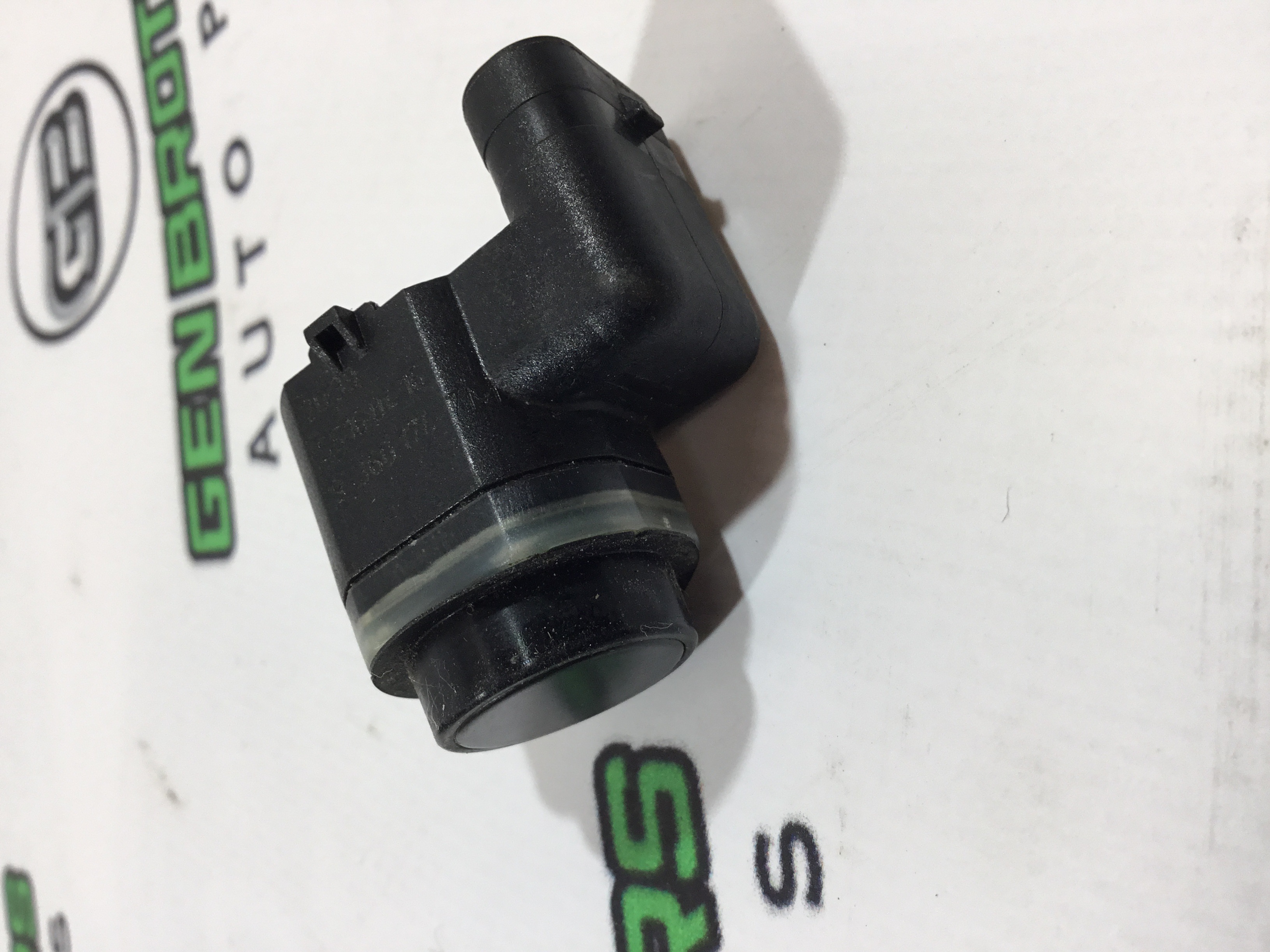 Парктронік, кріплення, корпус