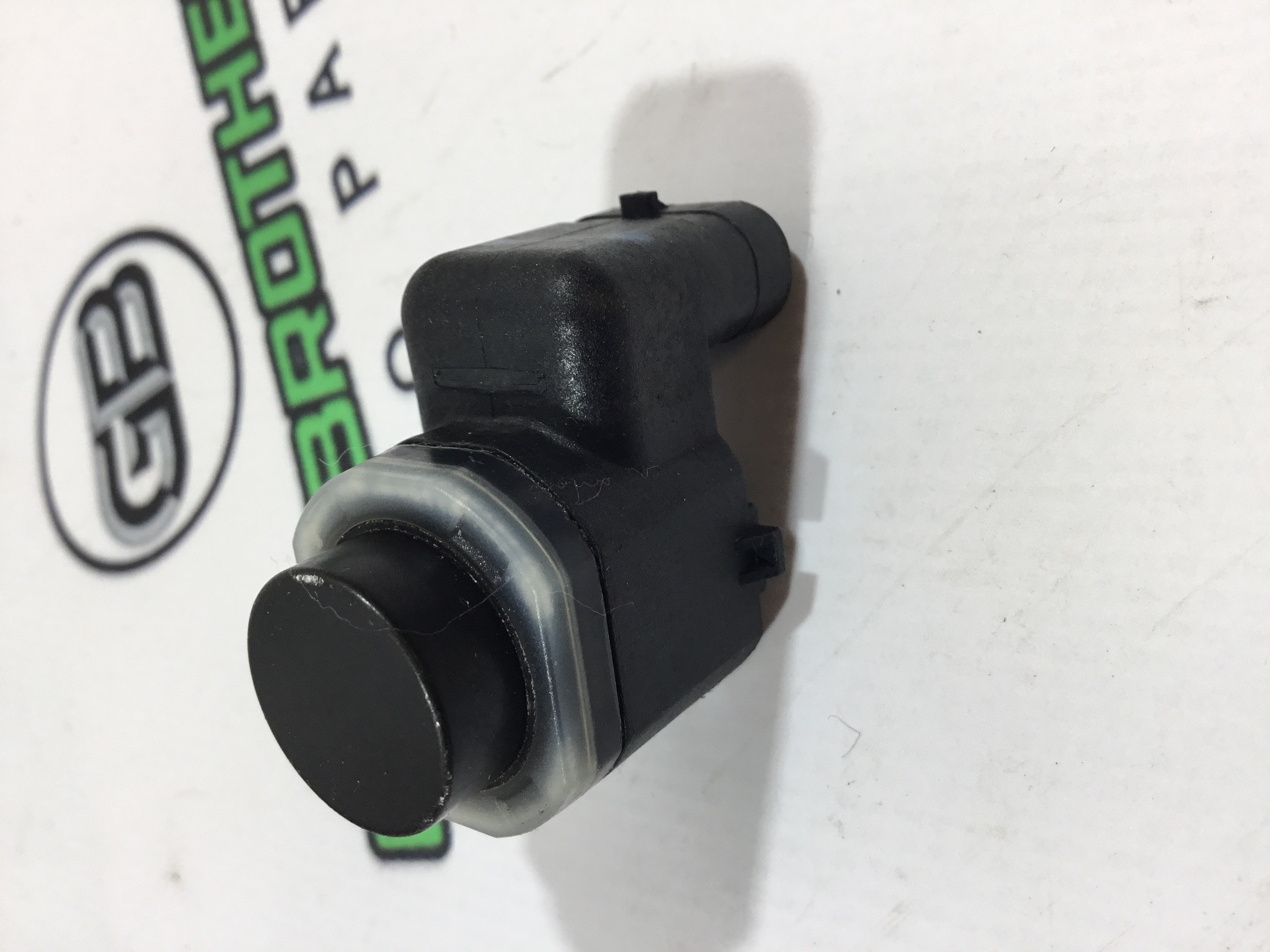 Парктронік, кріплення, корпус