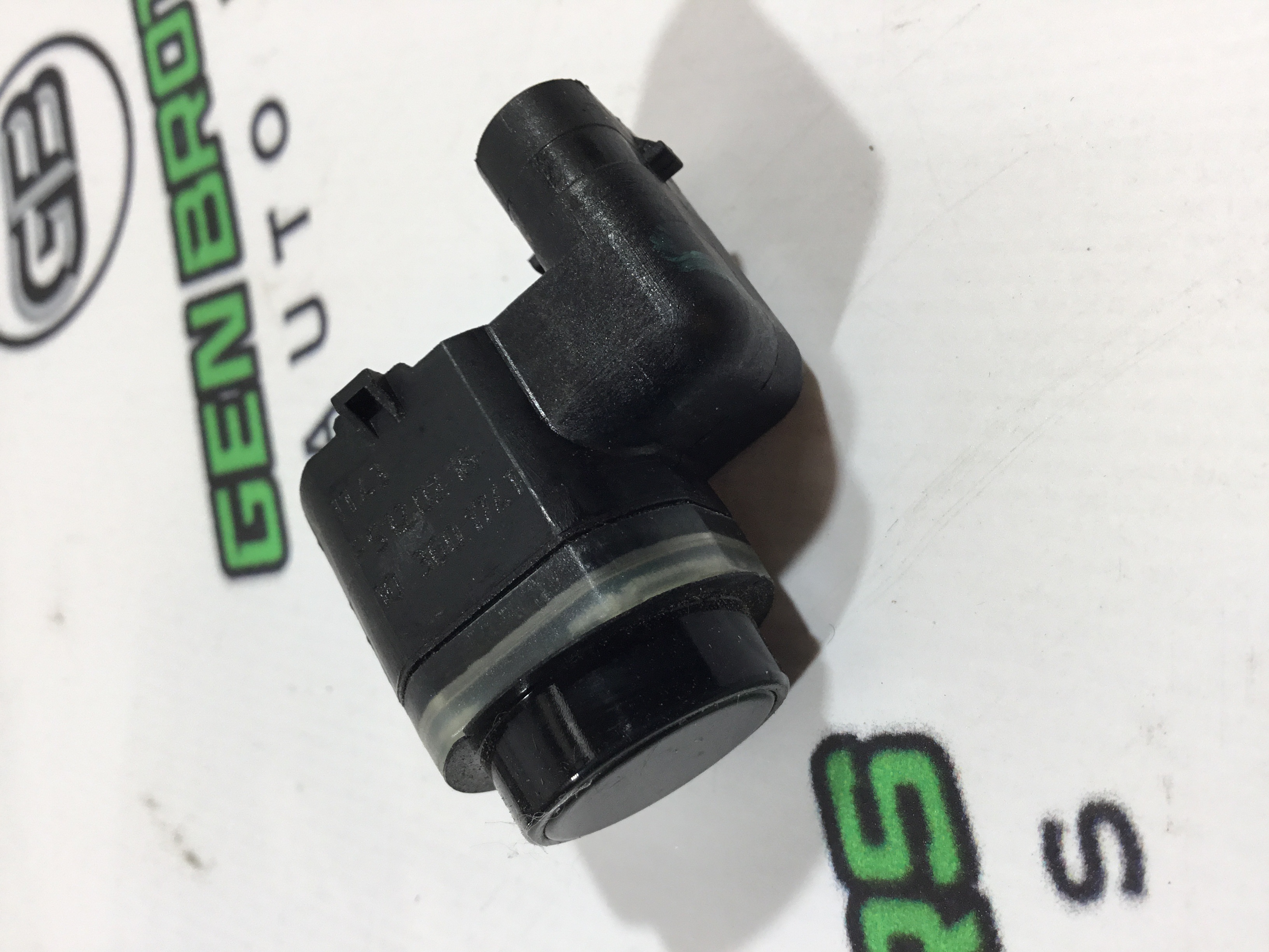 Парктронік, кріплення, корпус