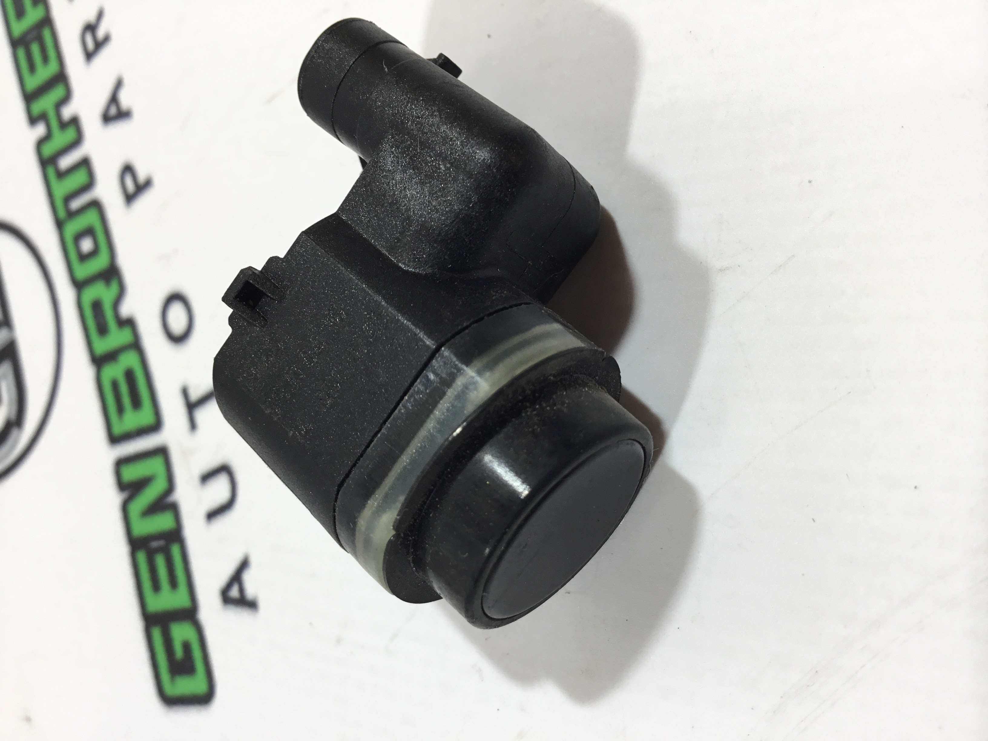 Парктронік, кріплення, корпус