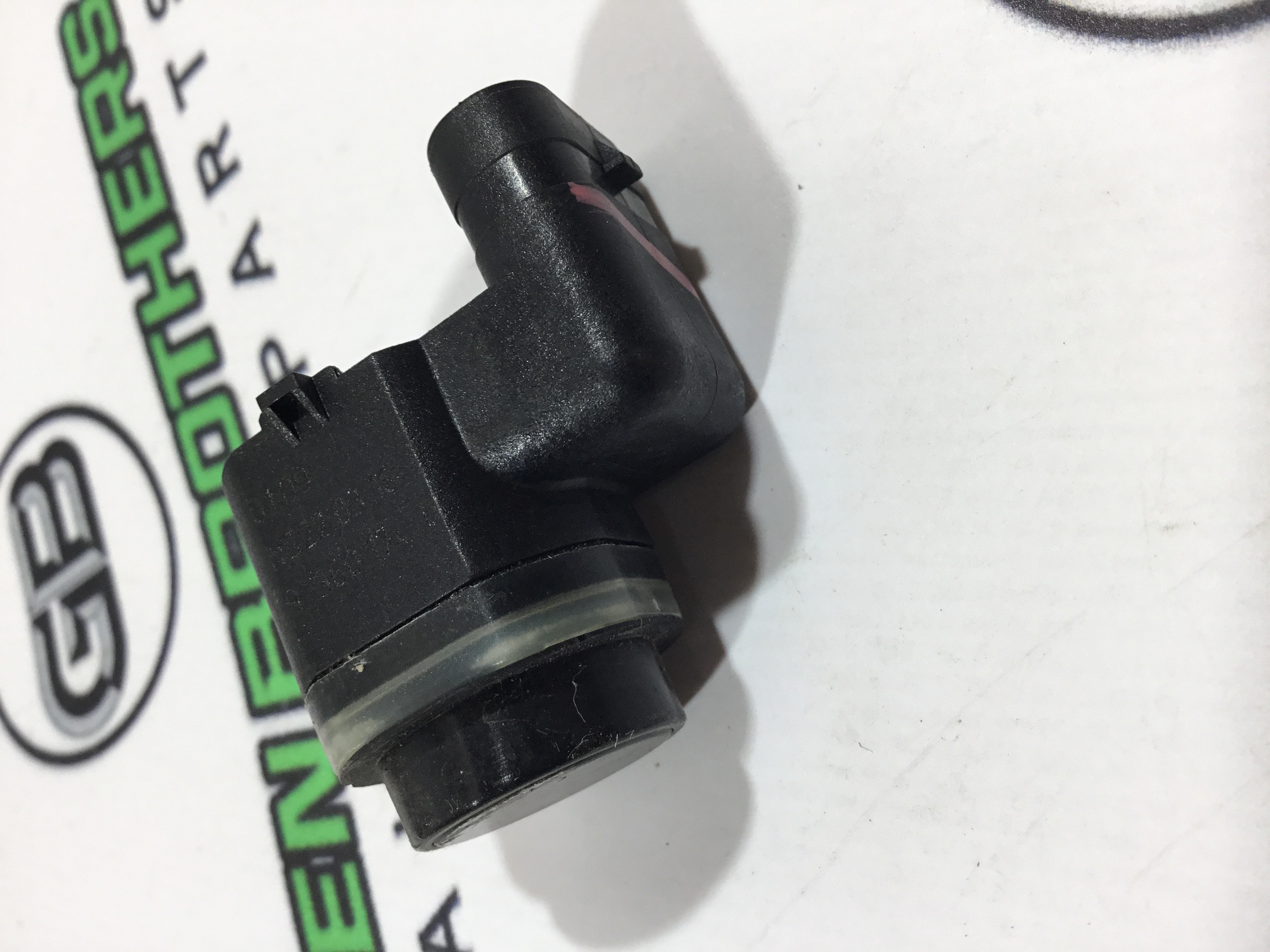 Парктронік, кріплення, корпус