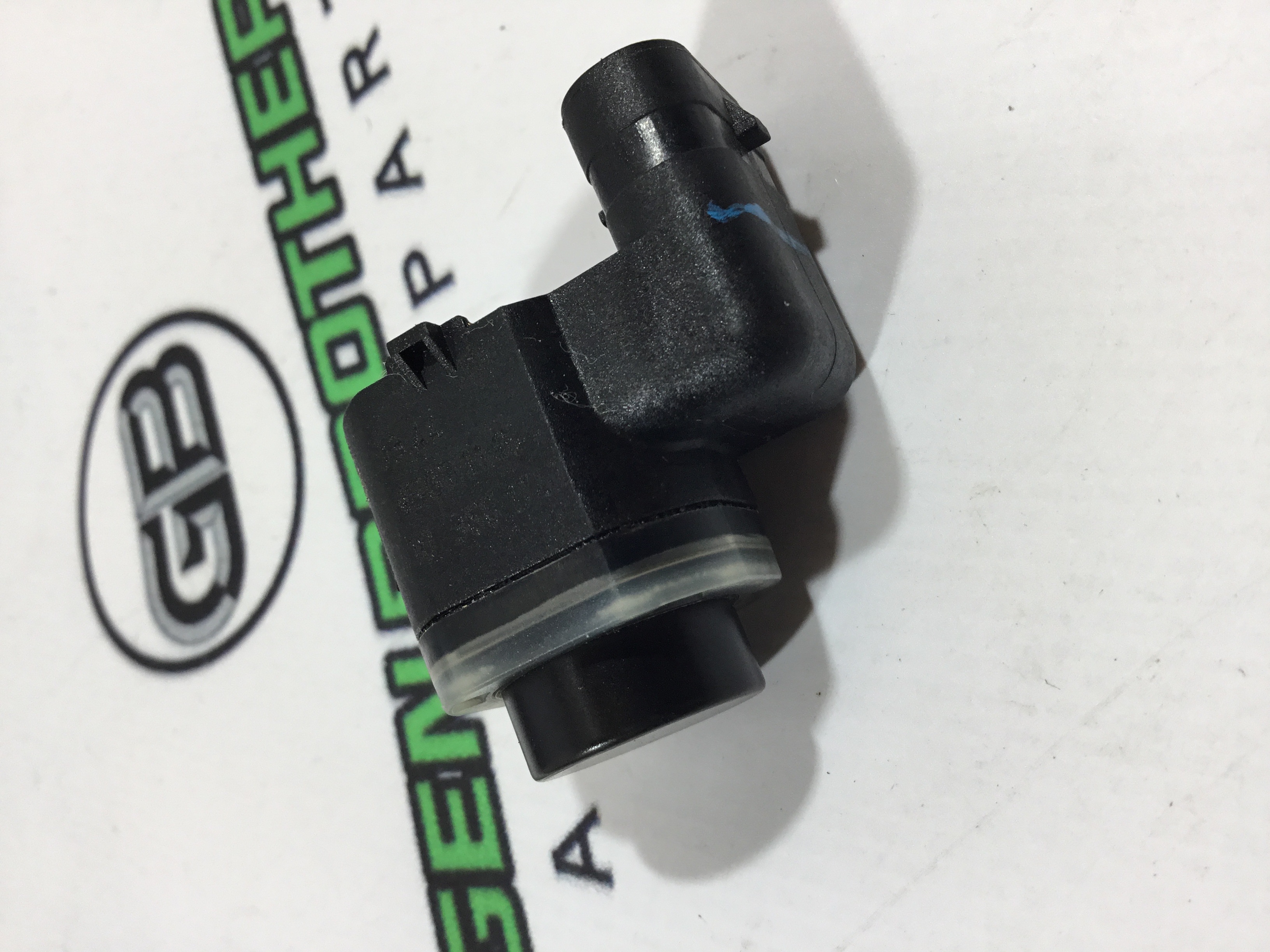 Парктронік, кріплення, корпус