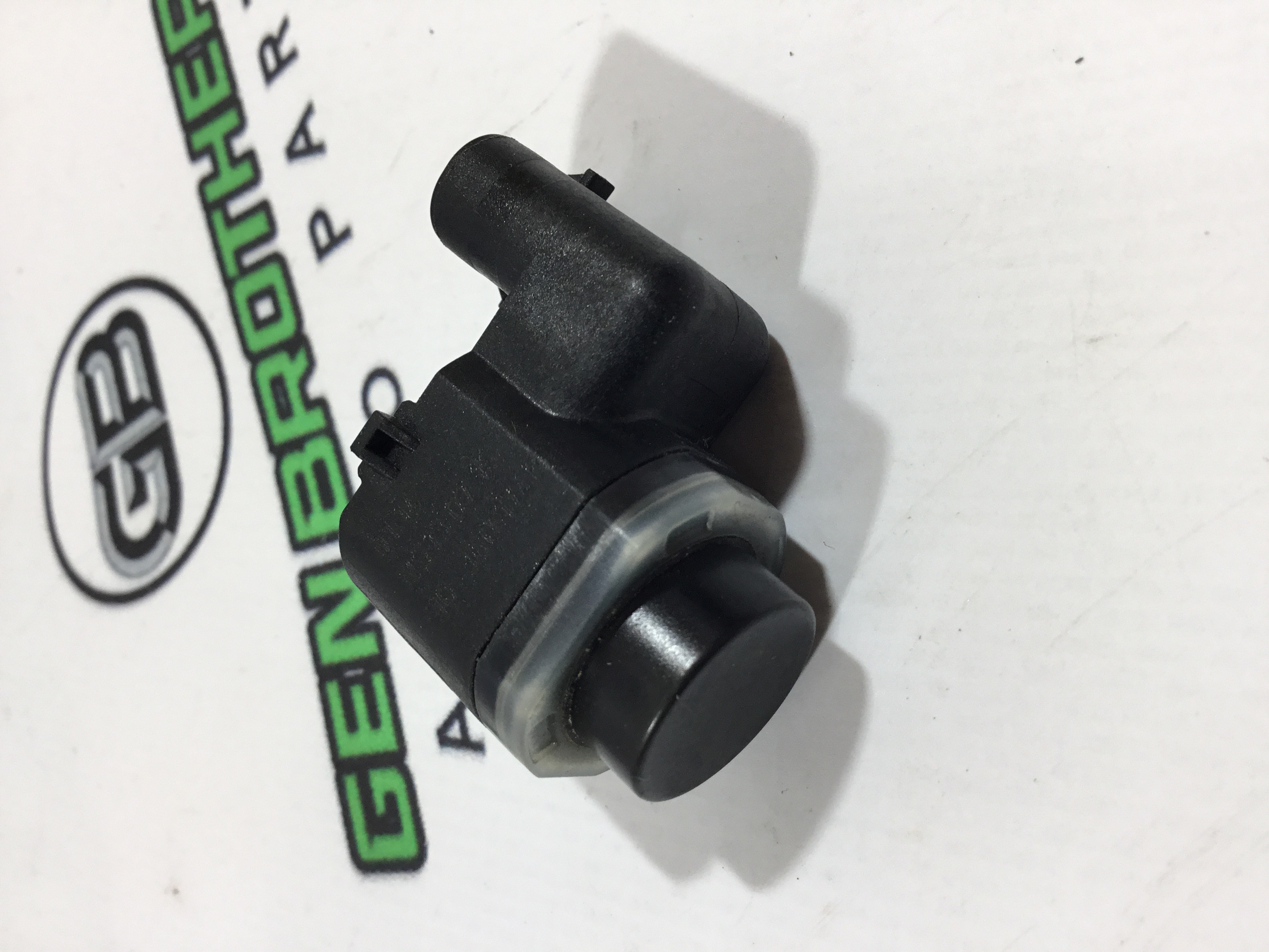 Парктронік, кріплення, корпус