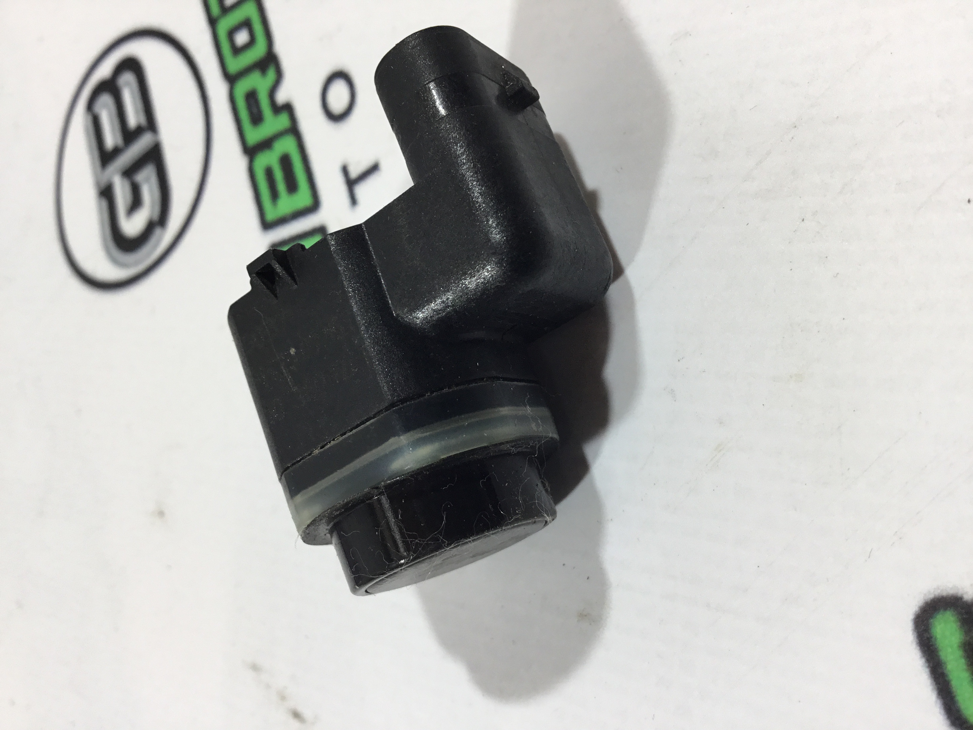 Парктронік, кріплення, корпус