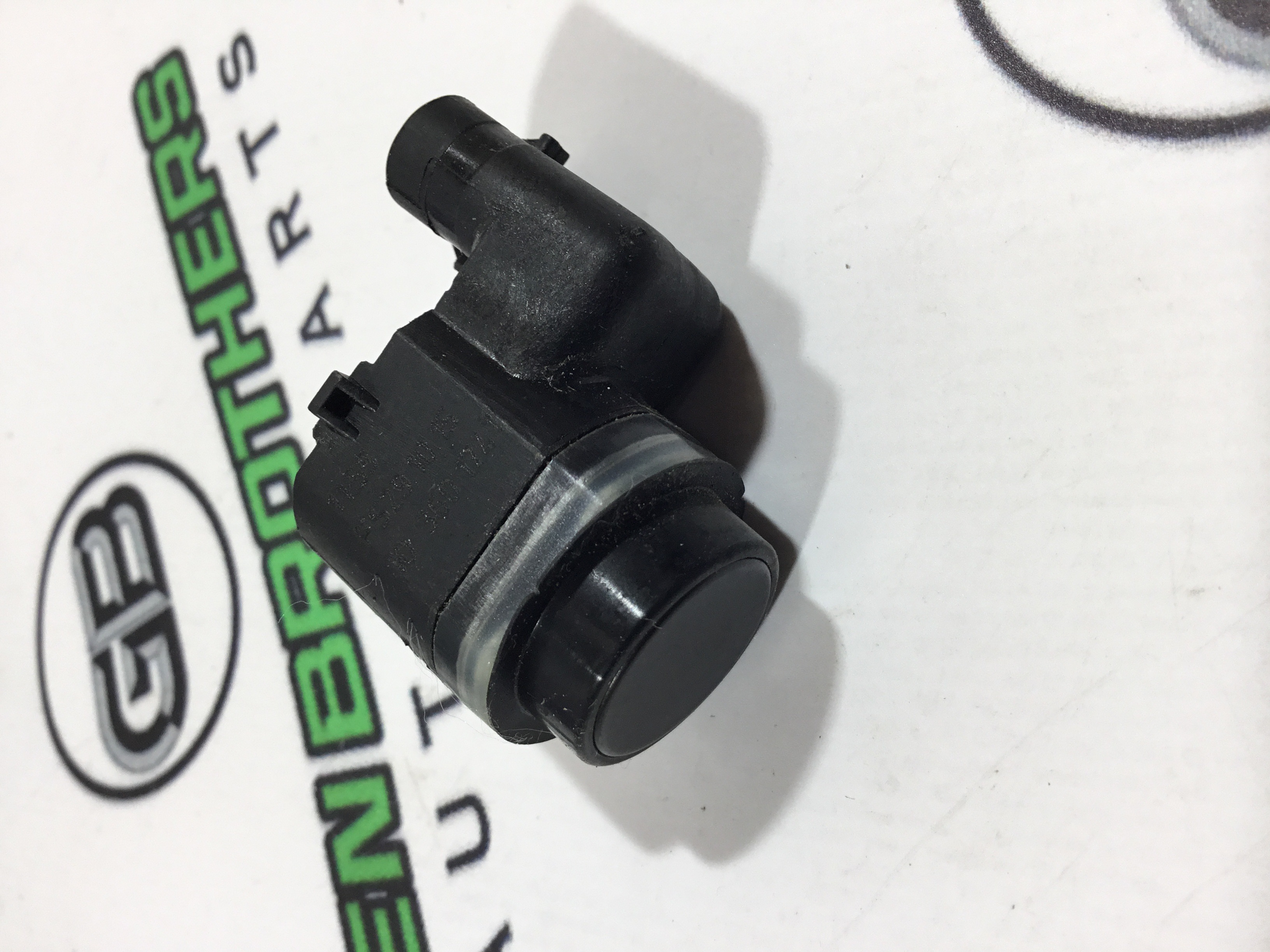 Парктронік, кріплення, корпус